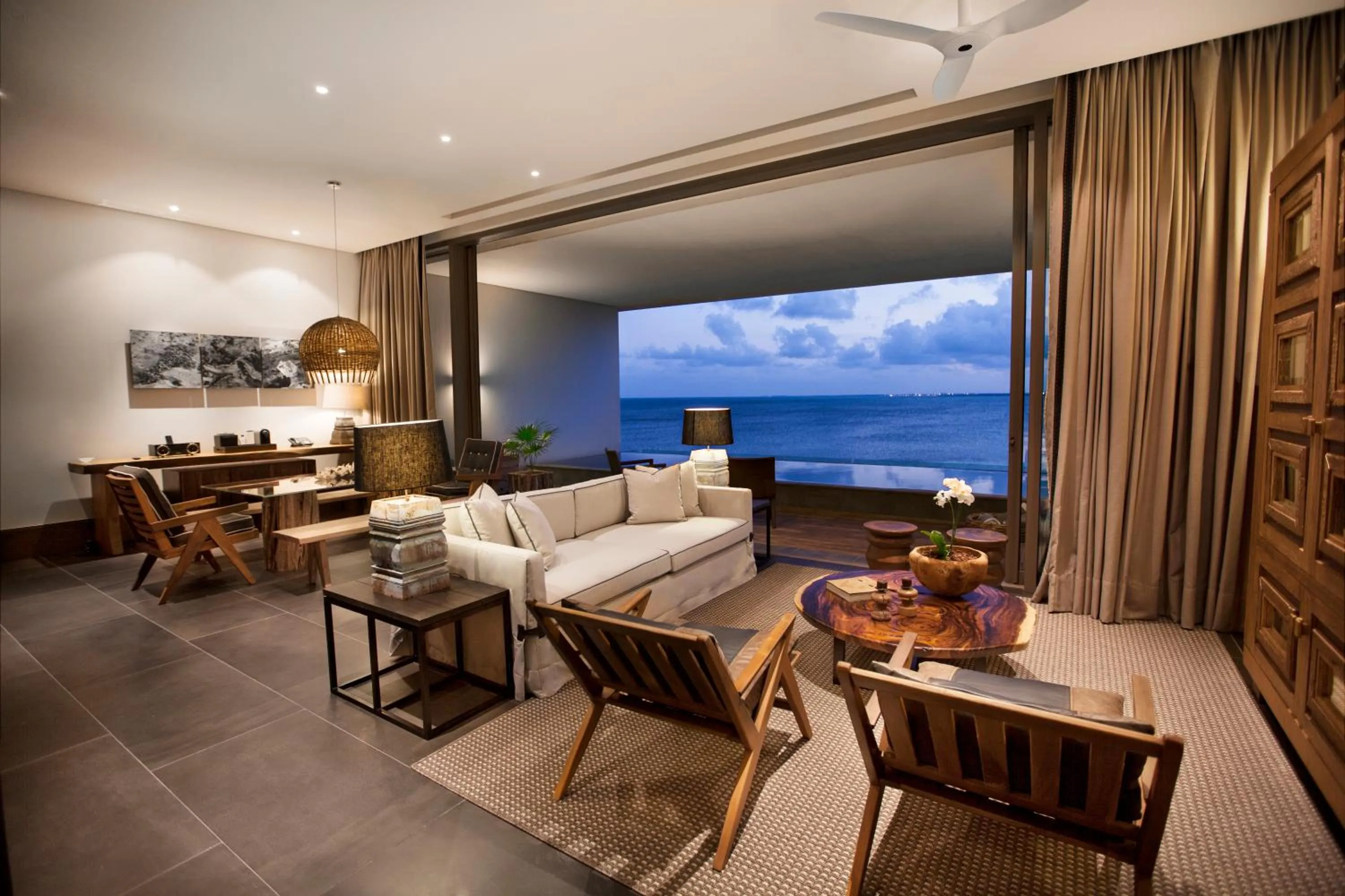 Living room in NIZUC Resort & Spa