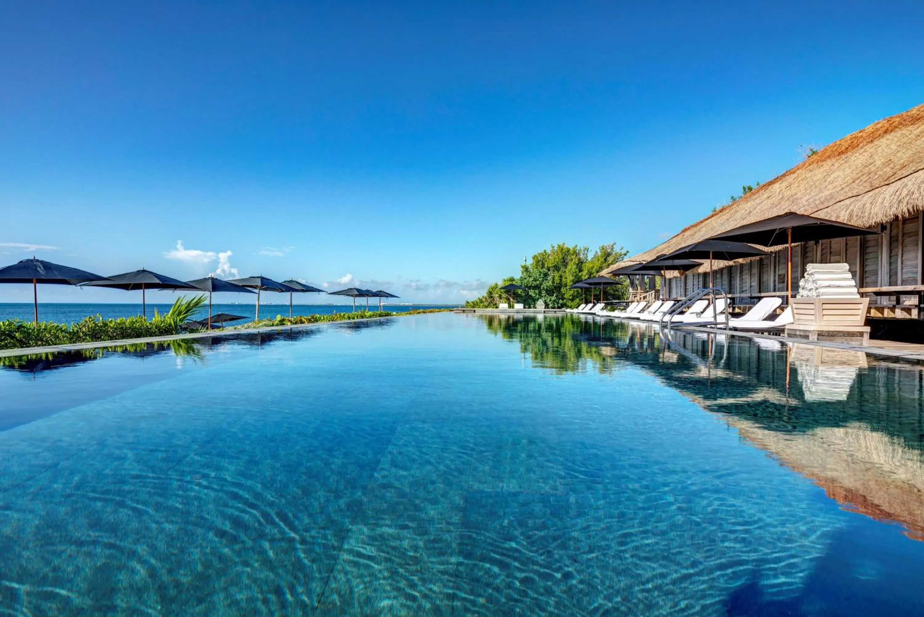 Restaurant/places to eat in NIZUC Resort & Spa