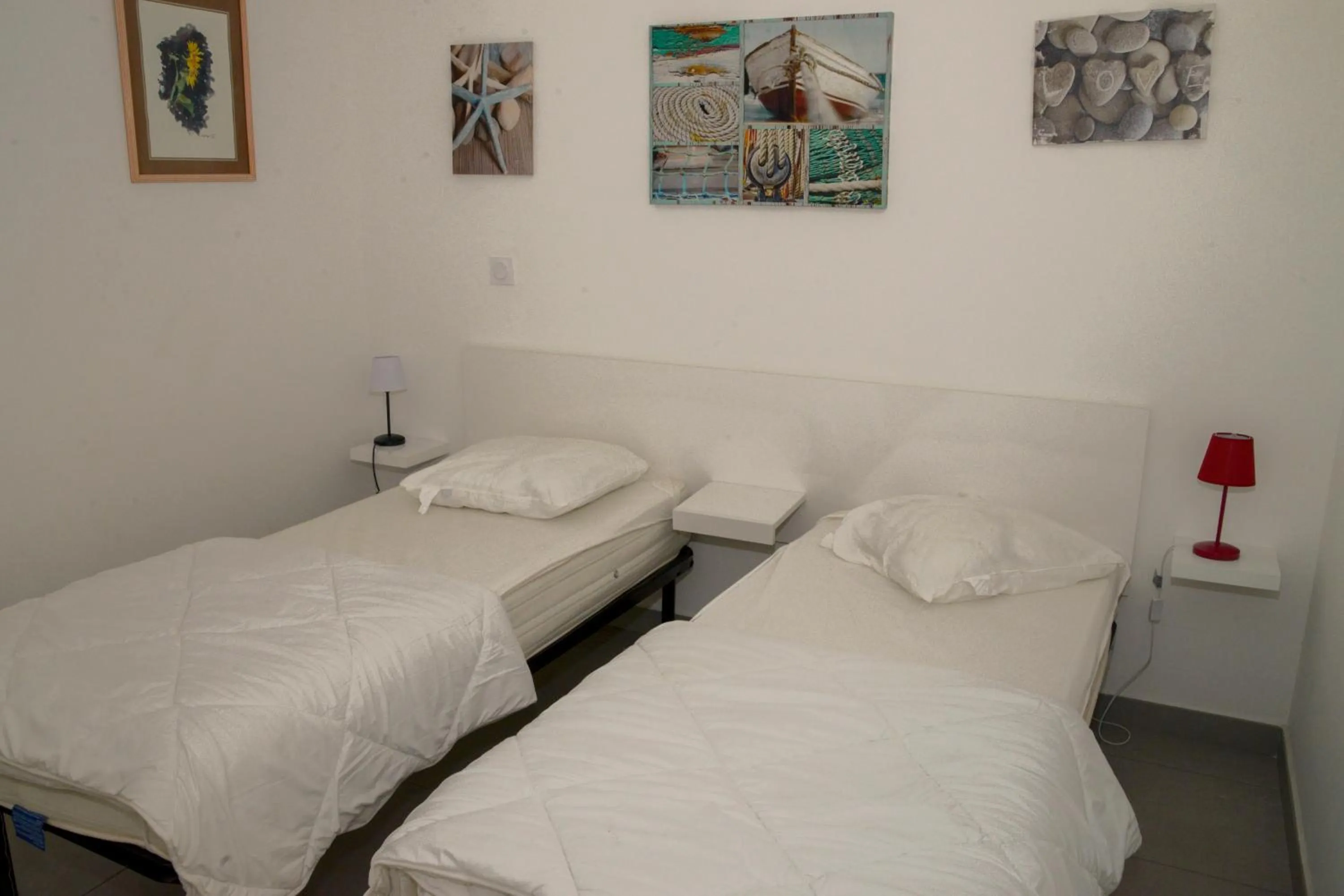 Bed in Residence Marea Resort