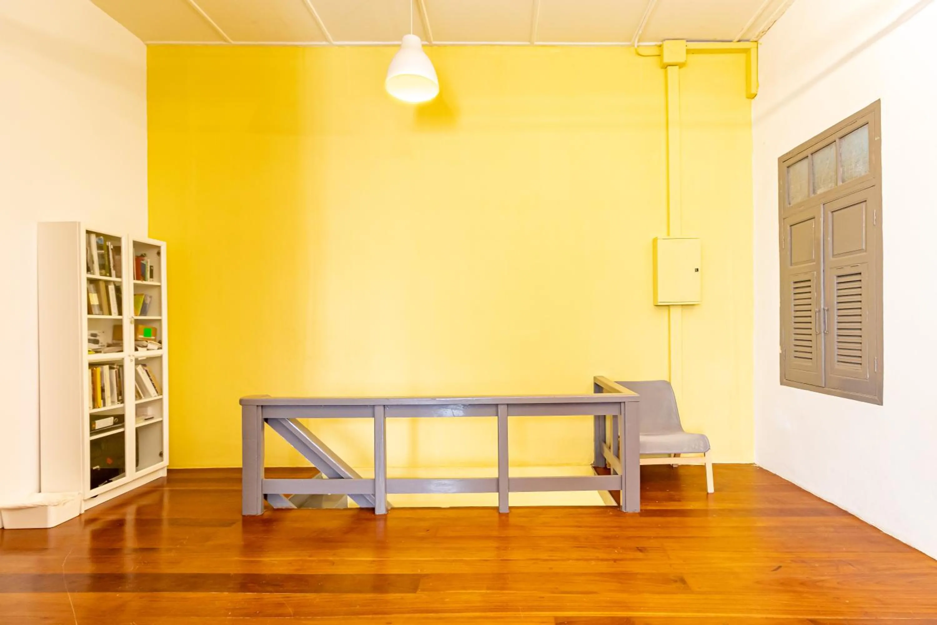 Seating area in Yu Cafe Hostel