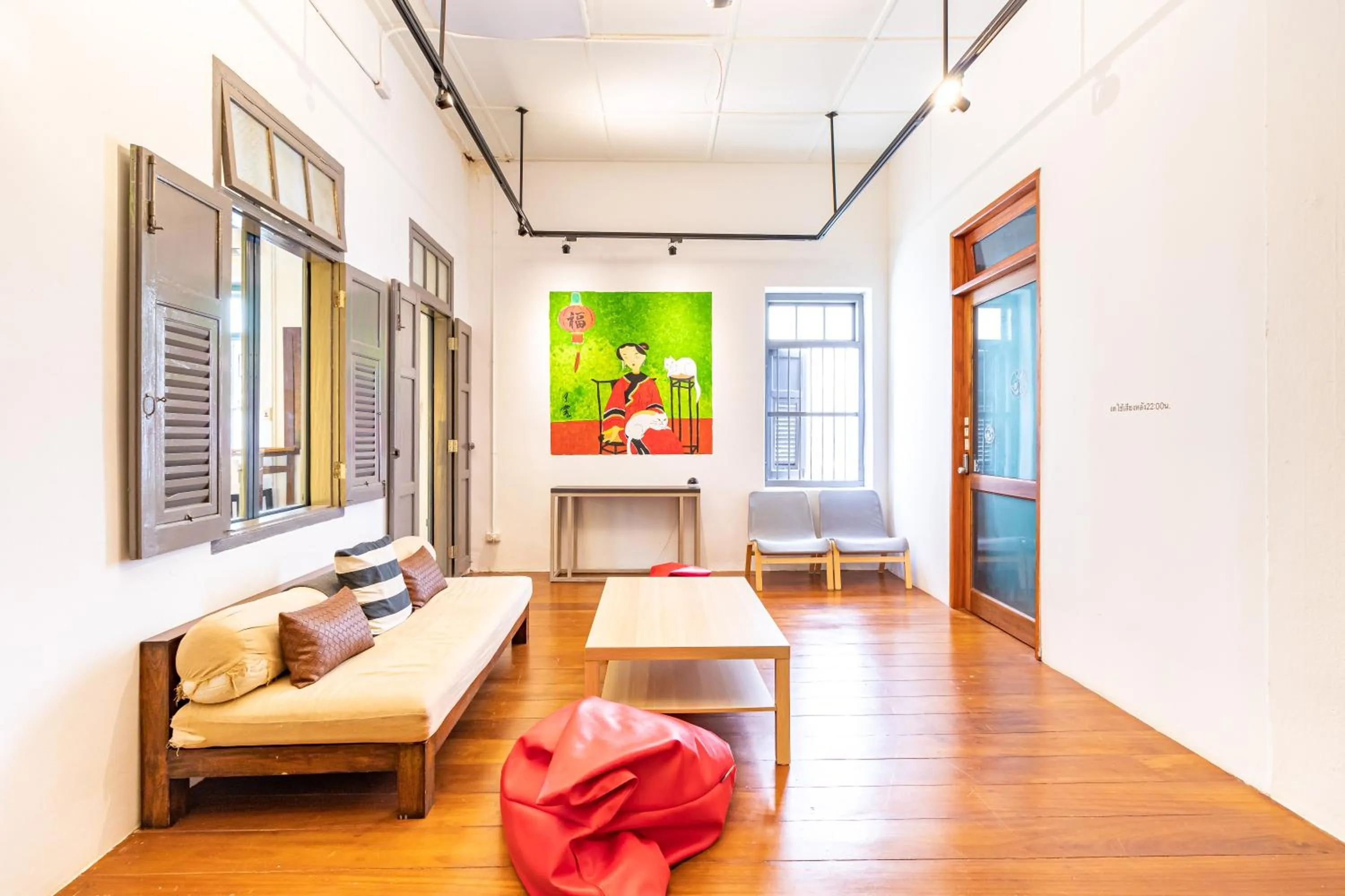 Seating area in Yu Cafe Hostel