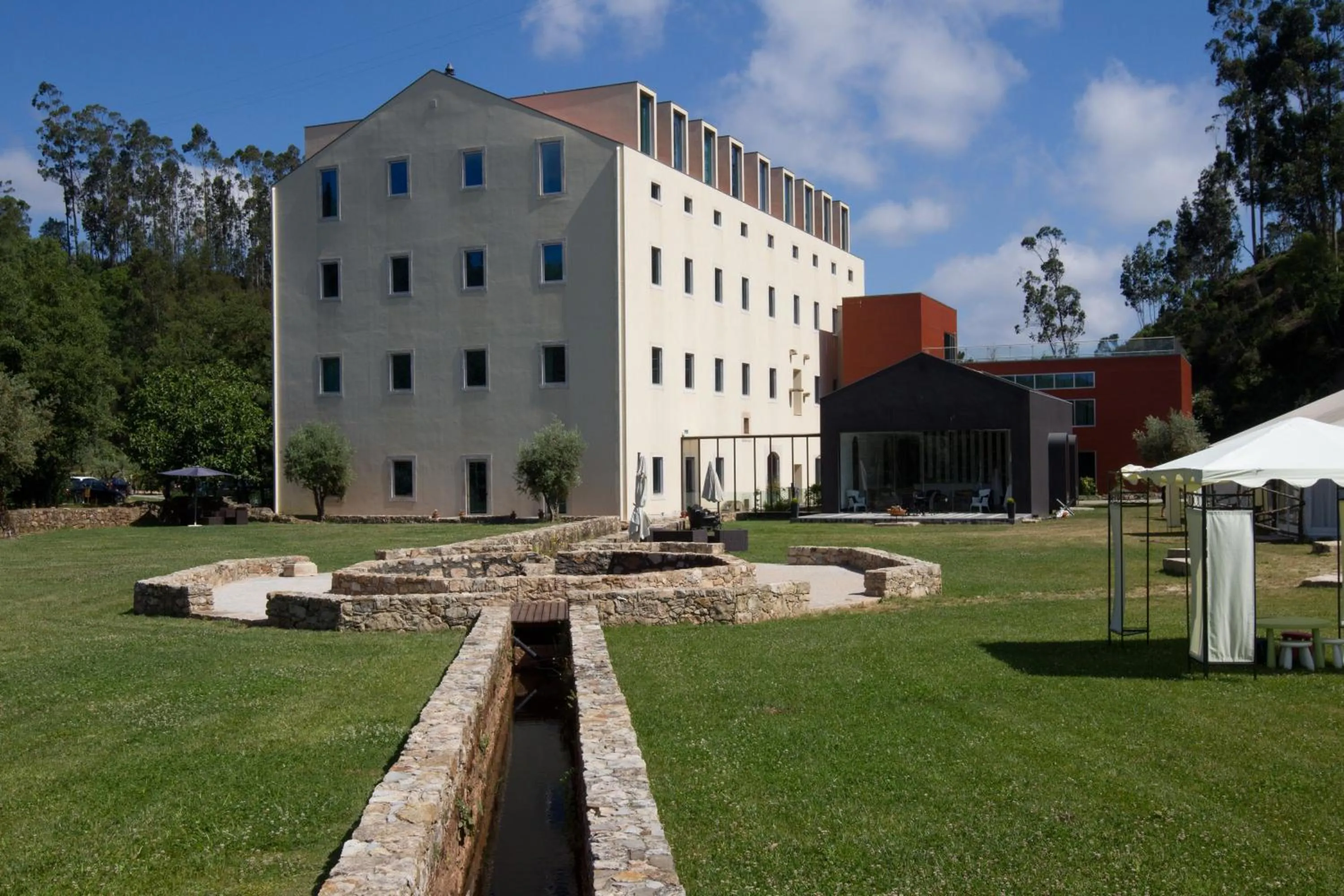 Garden in HD | Duecitânia Design Hotel