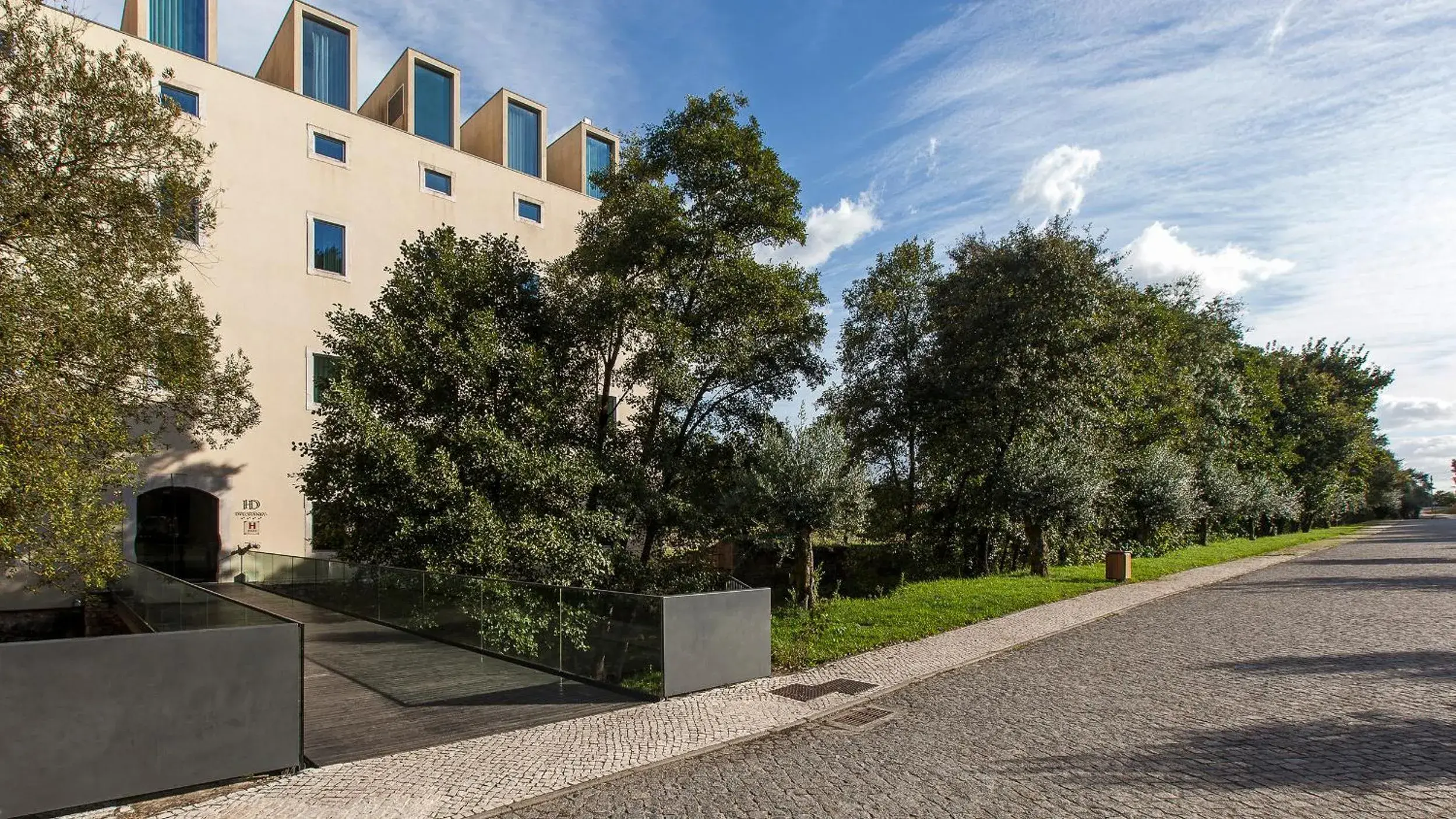 Property building in HD | Duecitânia Design Hotel Property building in HD | Duecitânia Design Hotel