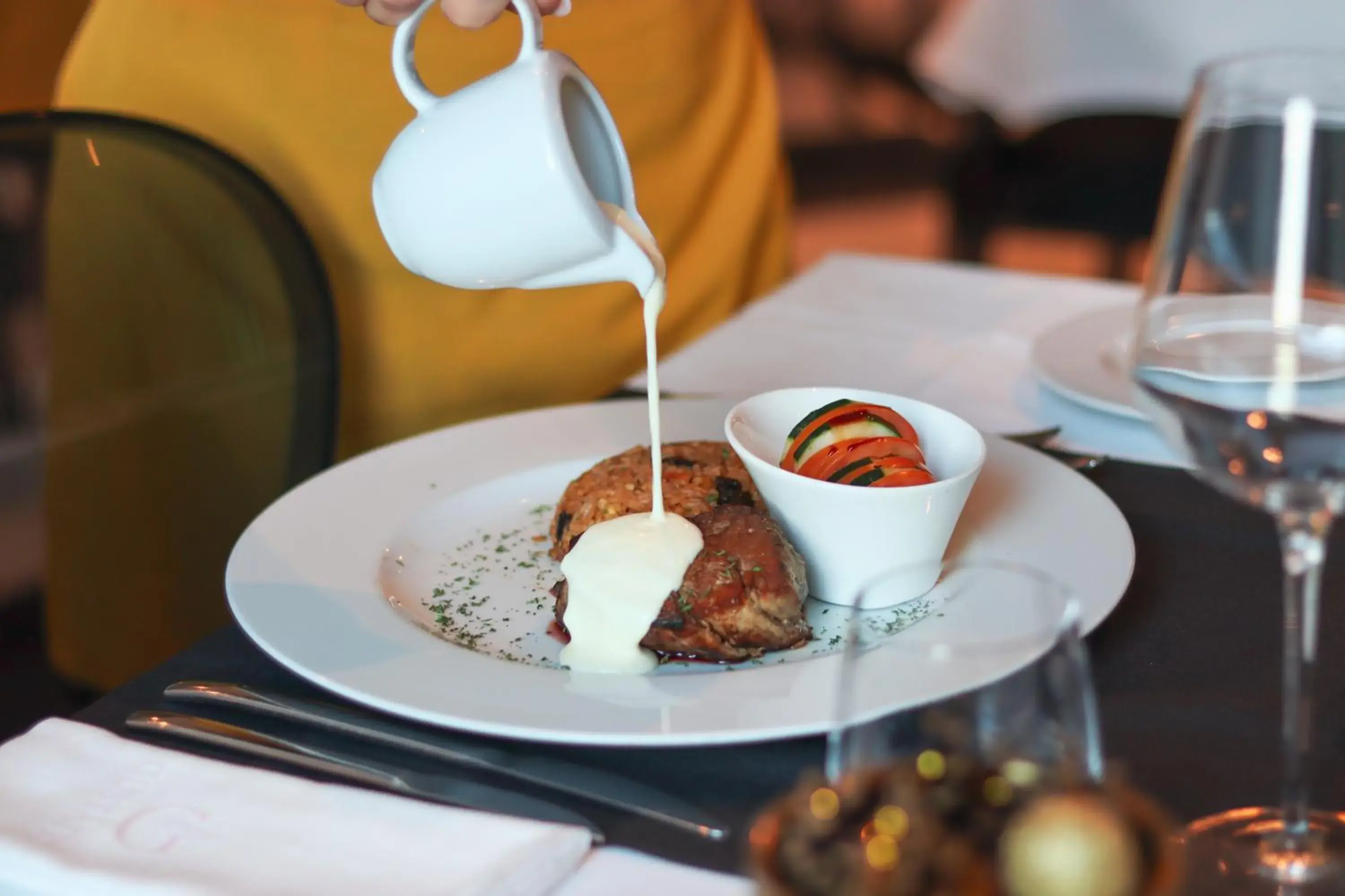 Restaurant/places to eat in HD | Duecitânia Design Hotel Restaurant/places to eat in HD | Duecitânia Design Hotel