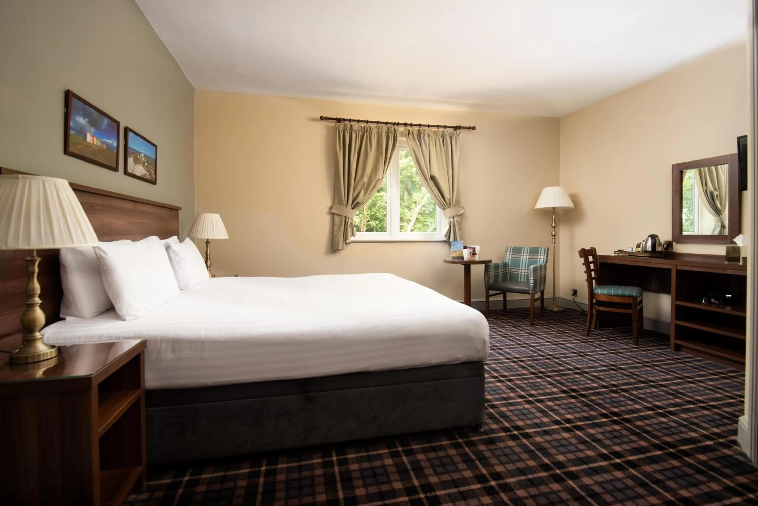 Bed in The Amble Inn - The Inn Collection Group