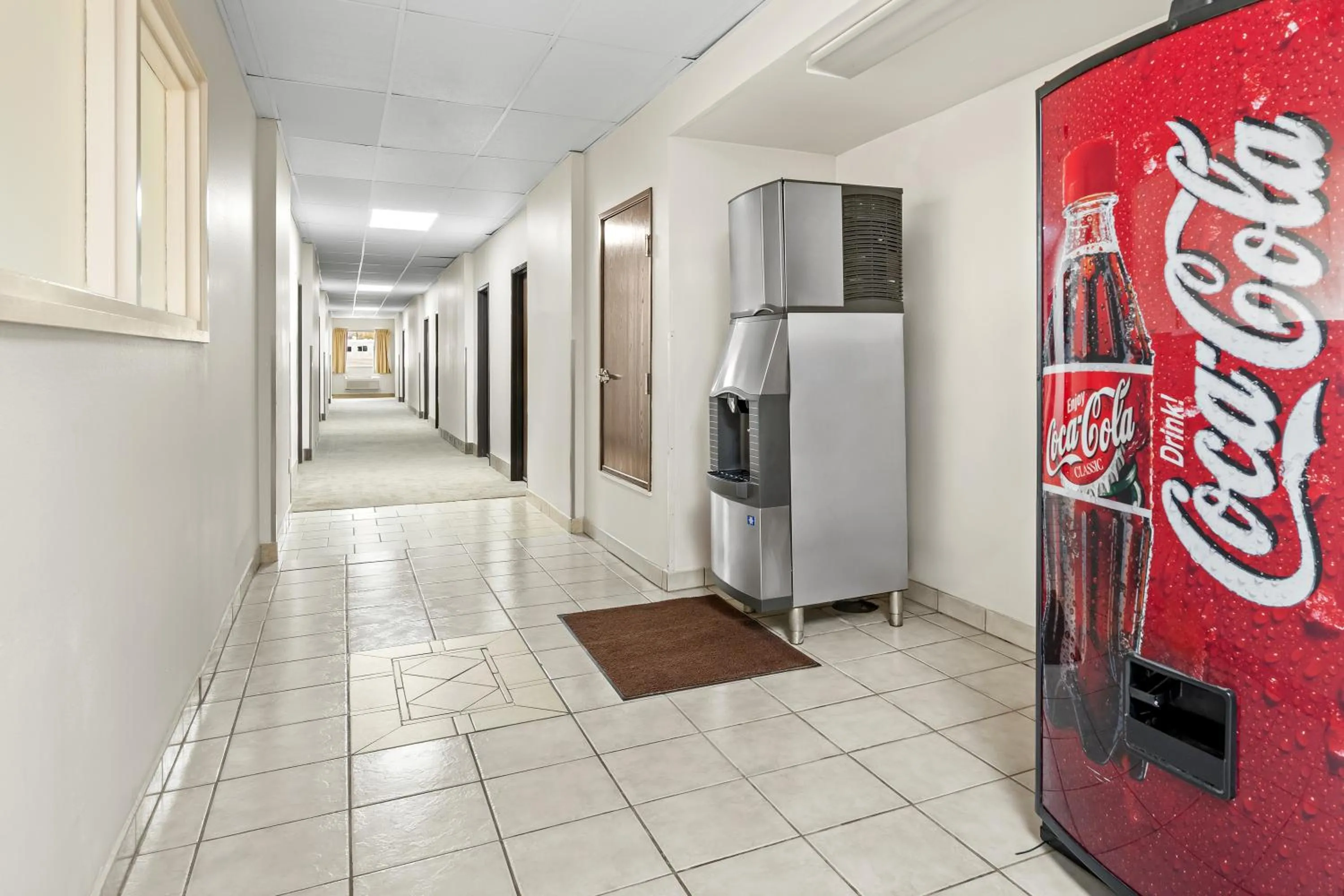 vending machine in Americas Best Value Inn Somerville Texas