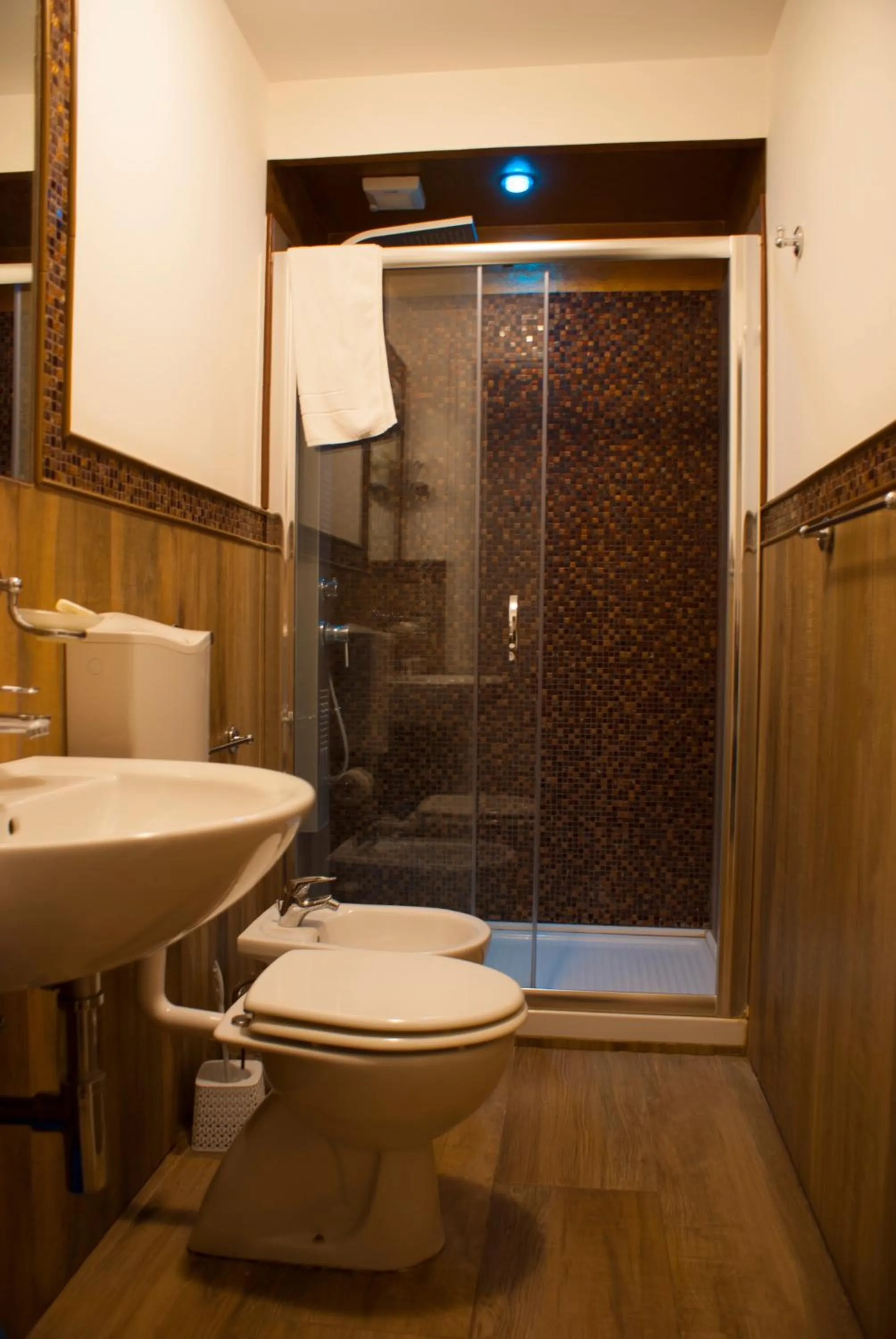 Shower in CapoSperone Resort