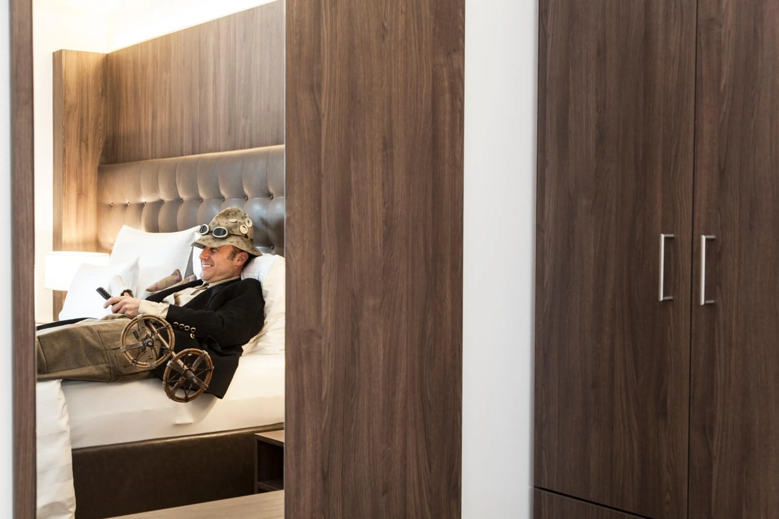 Decorative detail, Bed in Schweiger