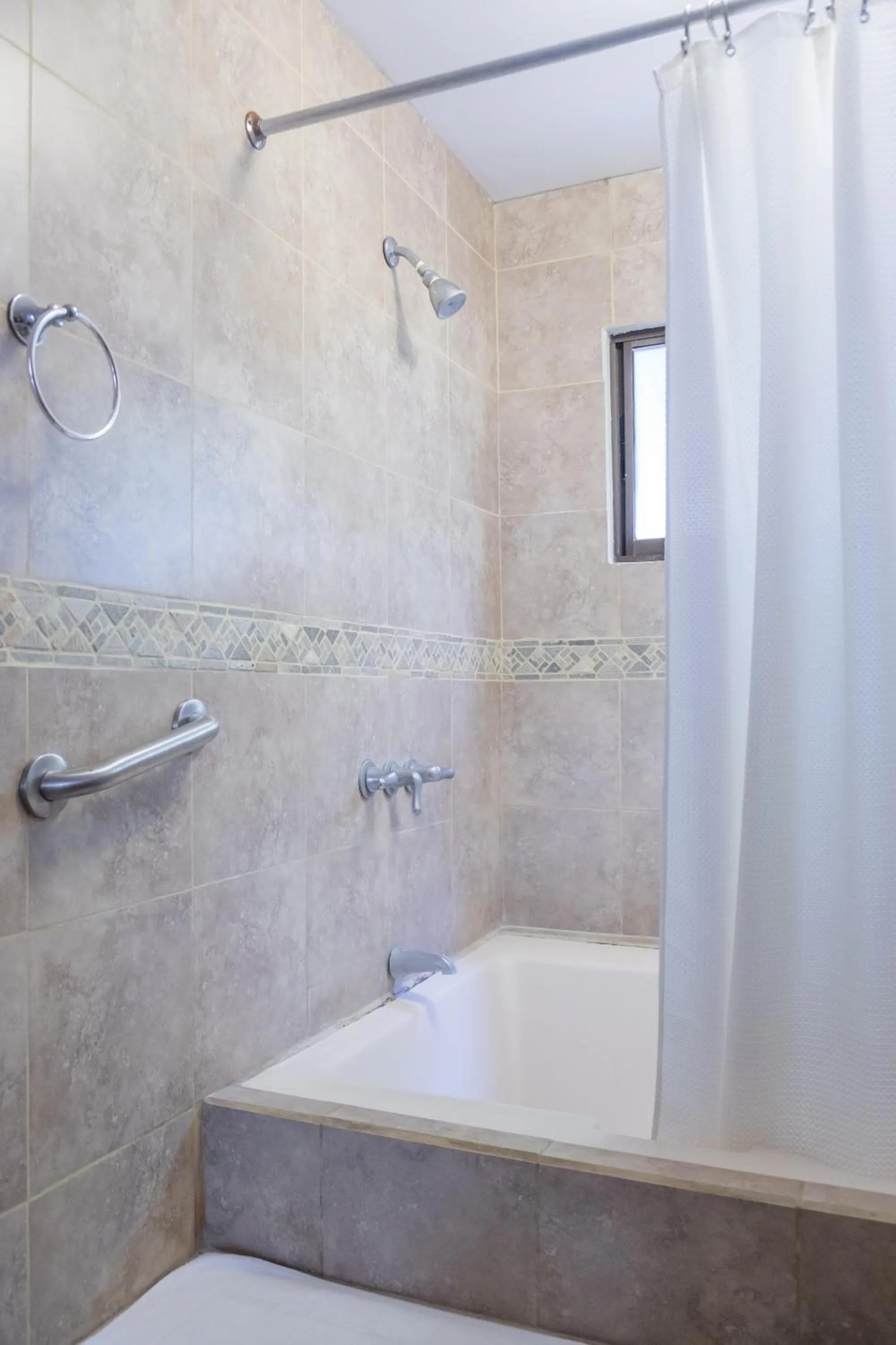 Bathroom in Zula Inn Aparthotel