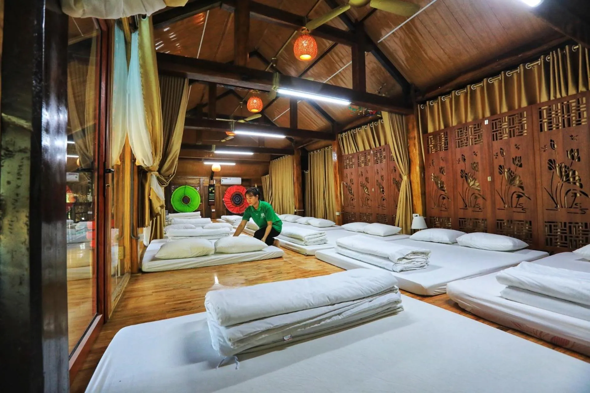 Property building, Bed in Mai Chau Sky Resort