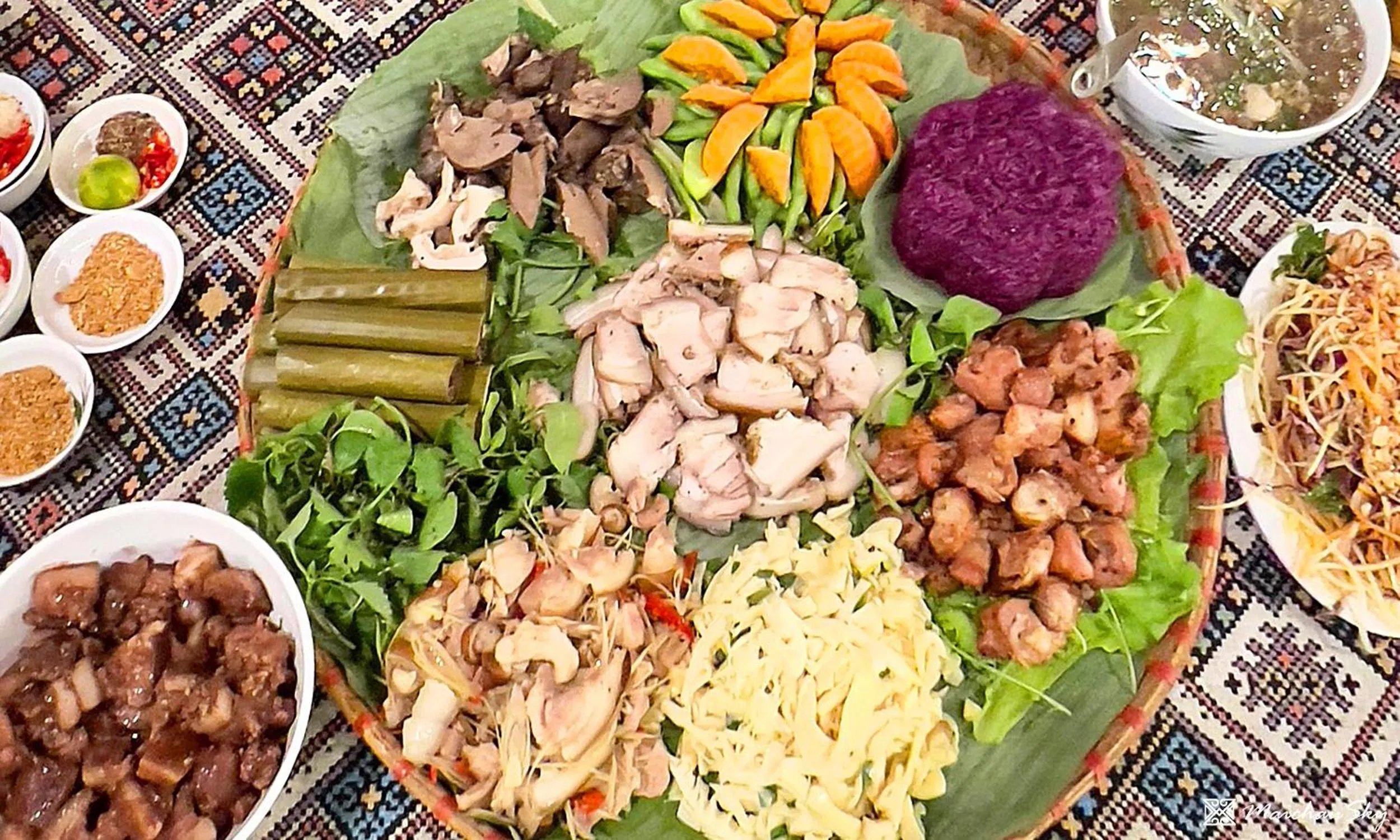 Food and drinks in Mai Chau Sky Resort