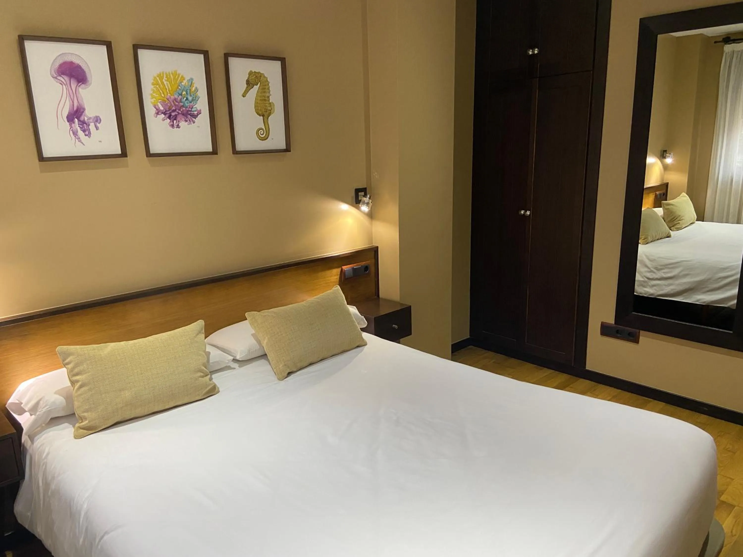 Bed in Hotel Apartamento Marouco