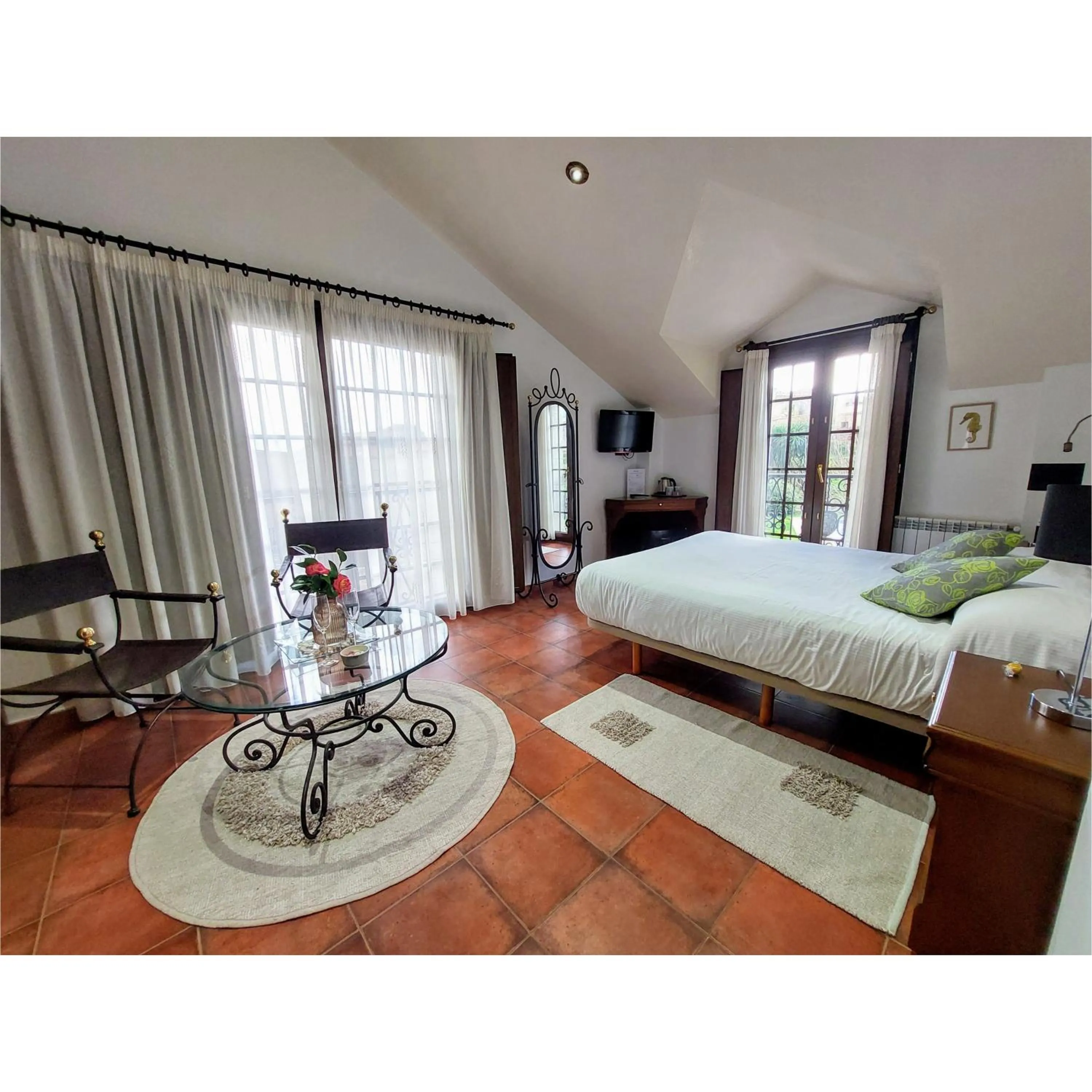 Bed in Hotel Apartamento Marouco