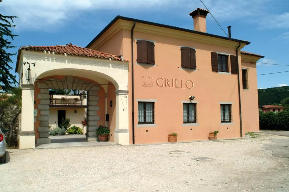 Property building in Agriturismo Grillo Iole Winery