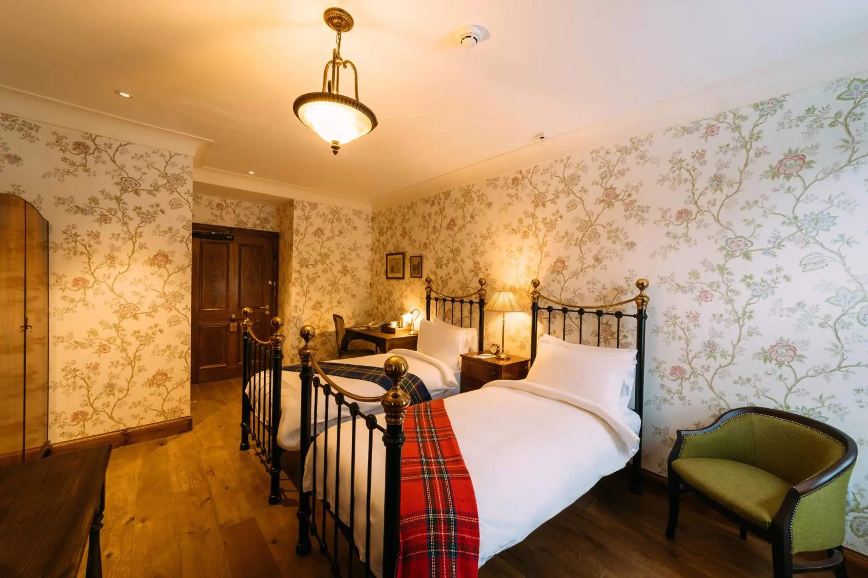 Twin Guest Room Plus in Rokeby Manor Twin Guest Room Plus in Rokeby Manor