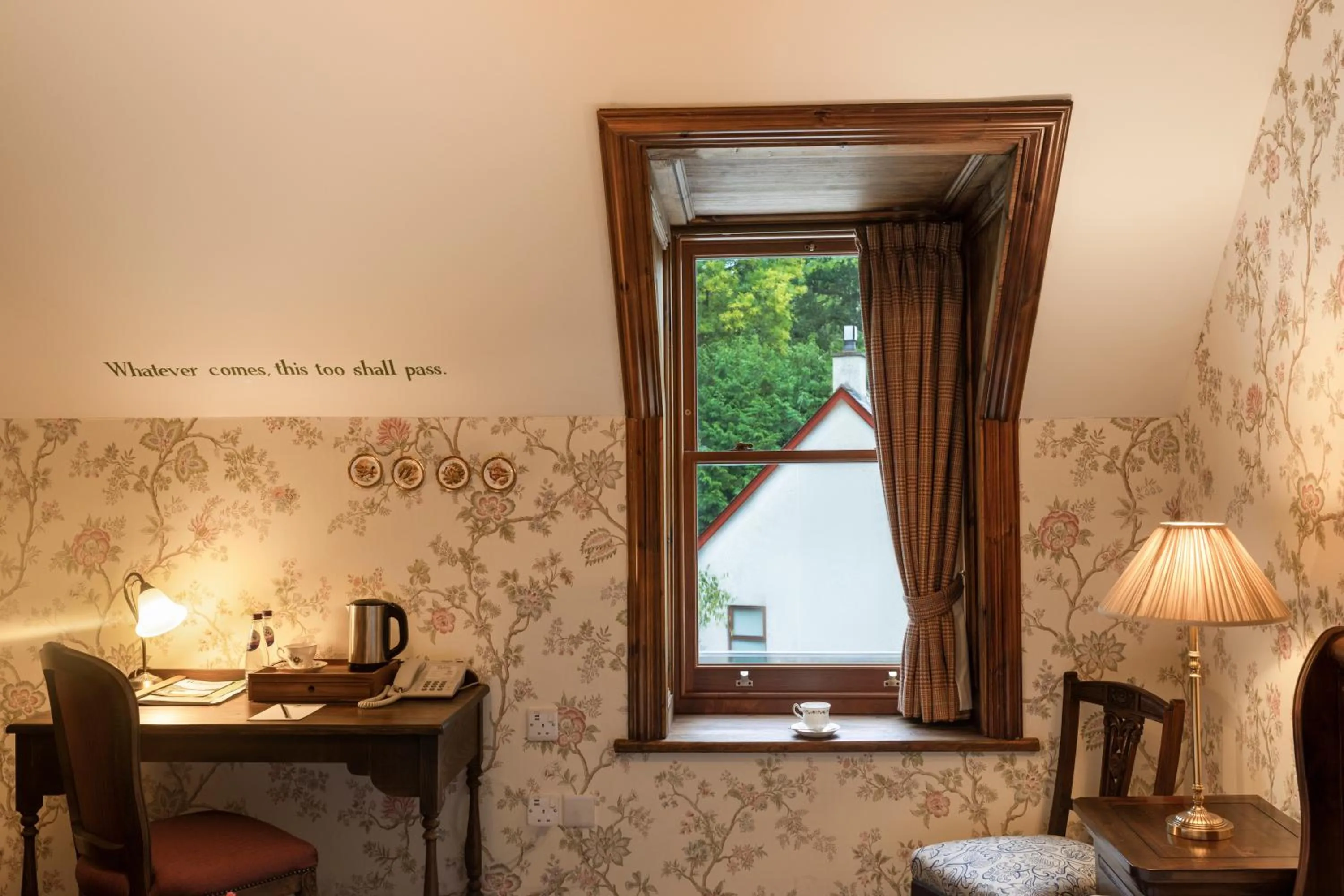 Bedroom in Rokeby Manor