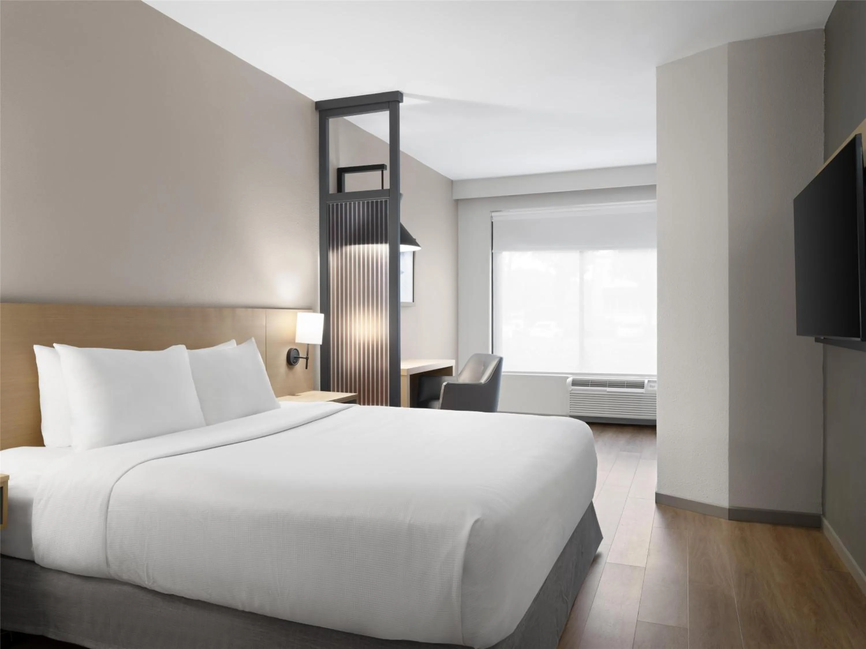 Bedroom, Bed in Hyatt Place Roanoke Airport / Valley View Mall