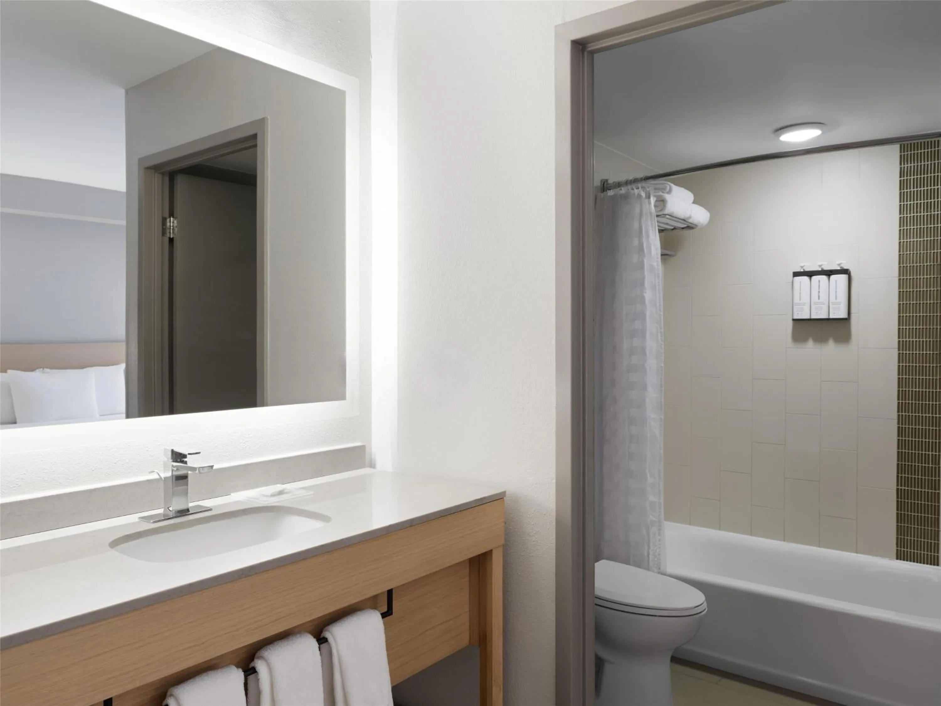 Bathroom in Hyatt Place Roanoke Airport / Valley View Mall