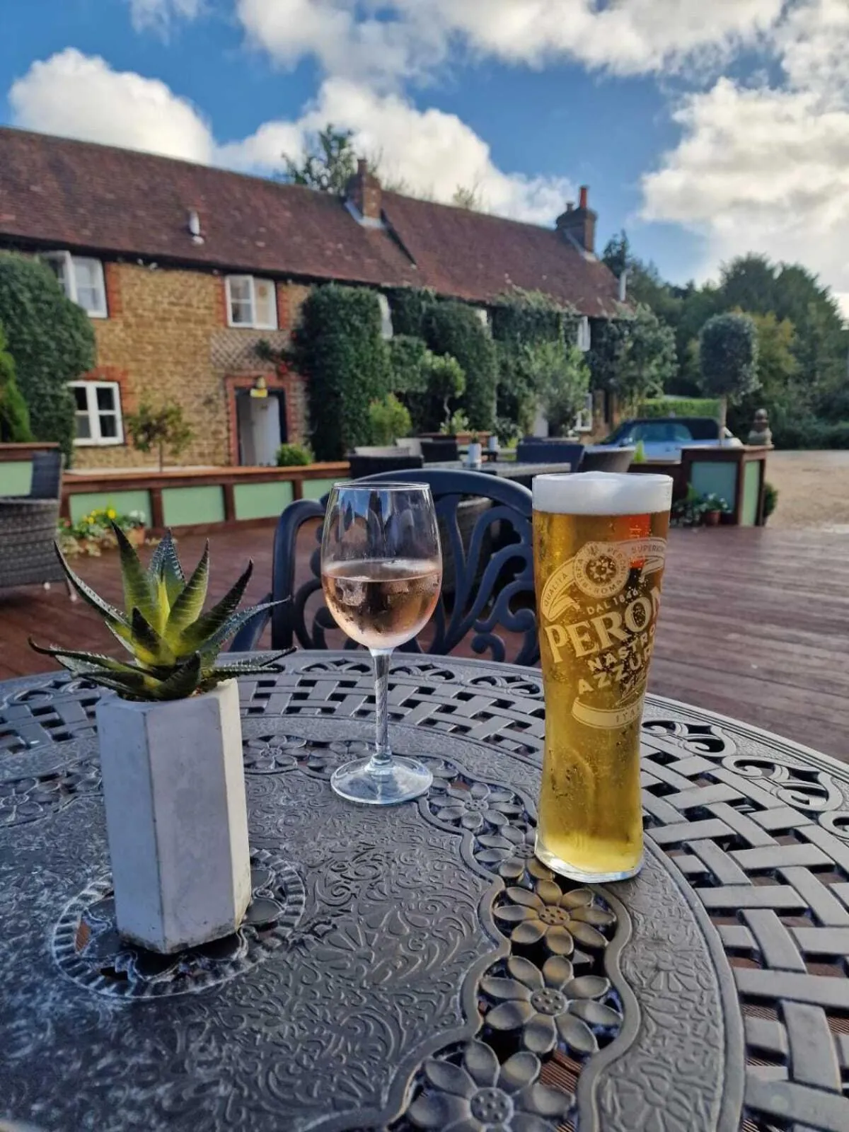 Food and drinks in The Squirrel Inn