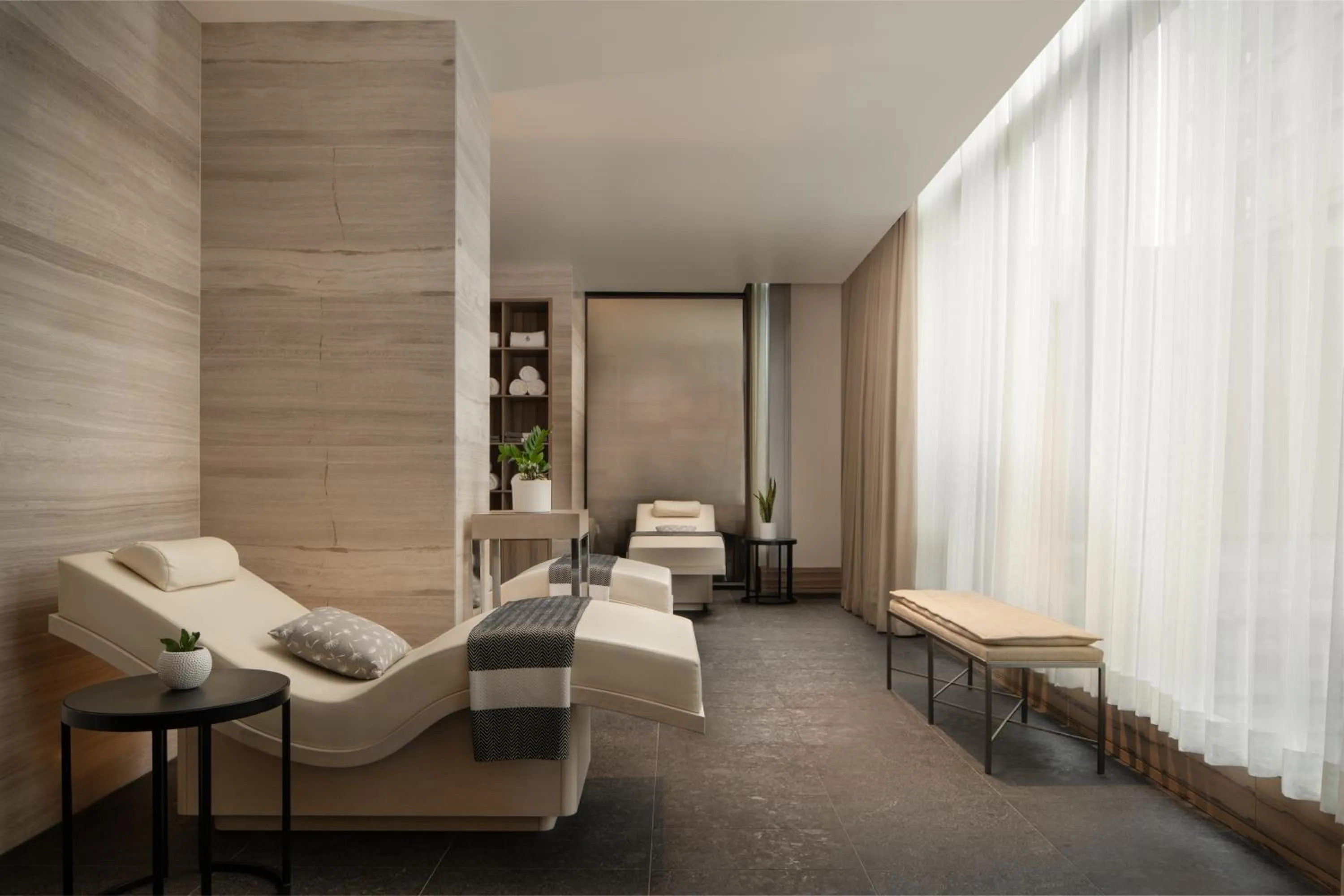 Spa and wellness centre/facilities in Four Seasons Hotel Toronto