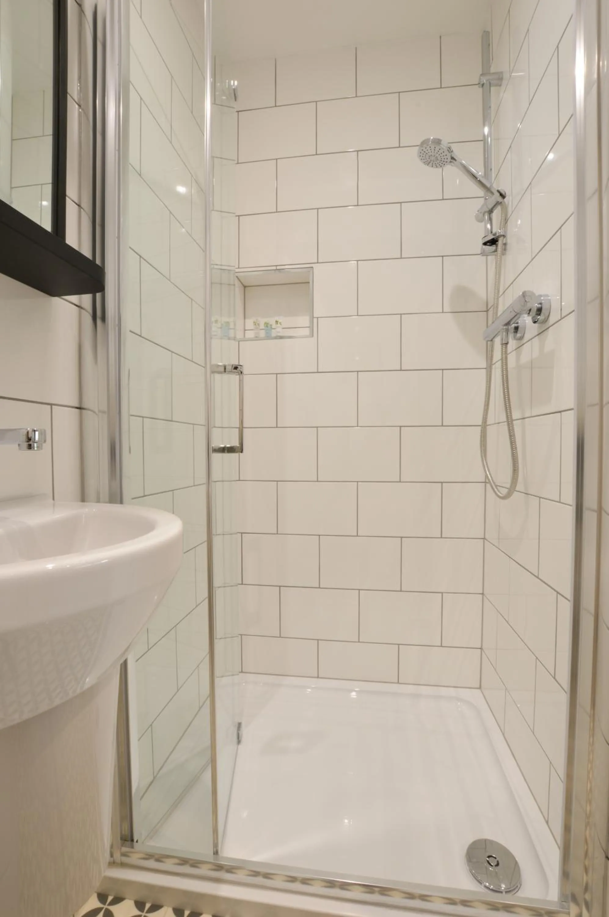 Shower in Raniven