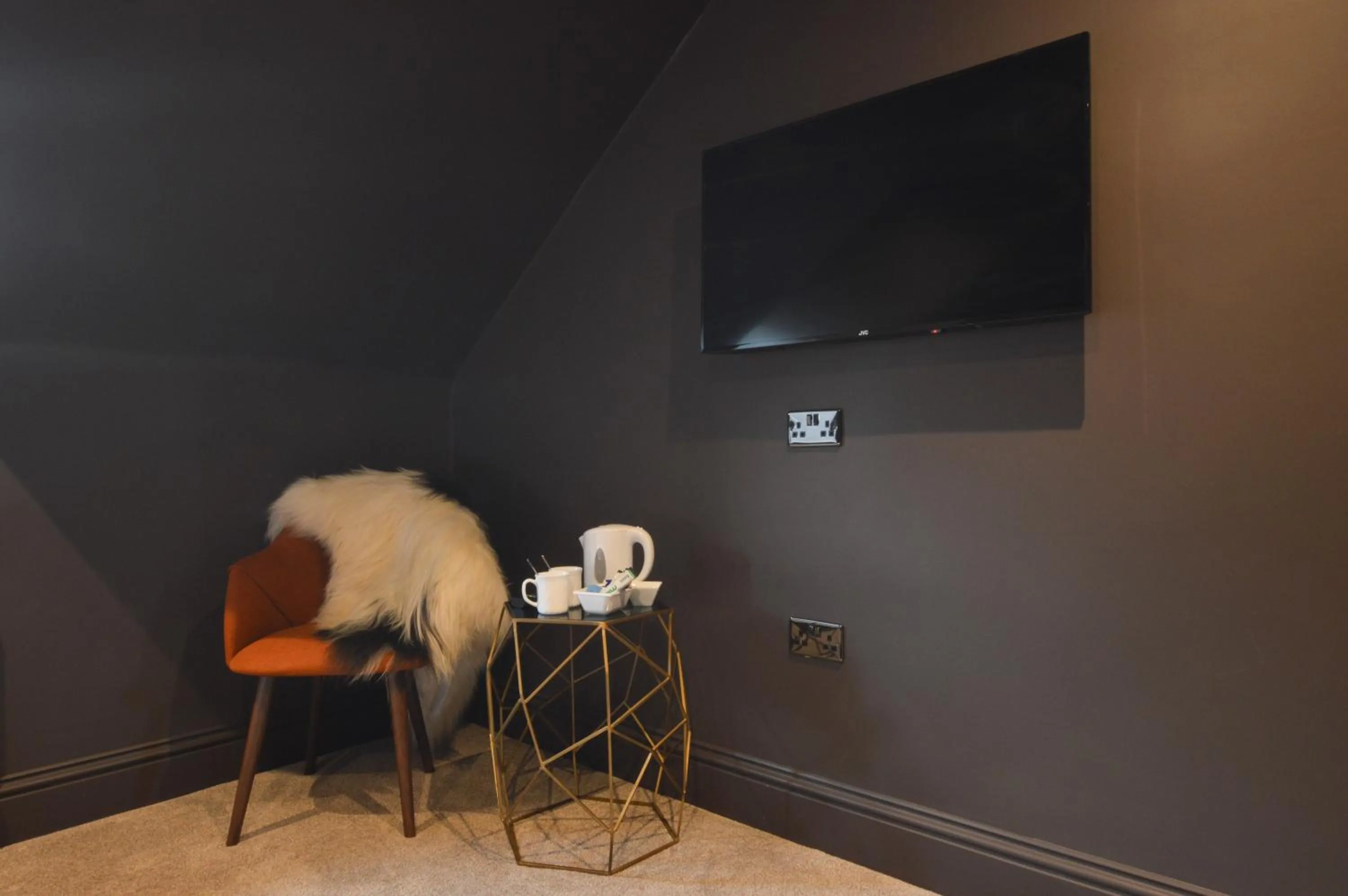 TV and multimedia in Raniven