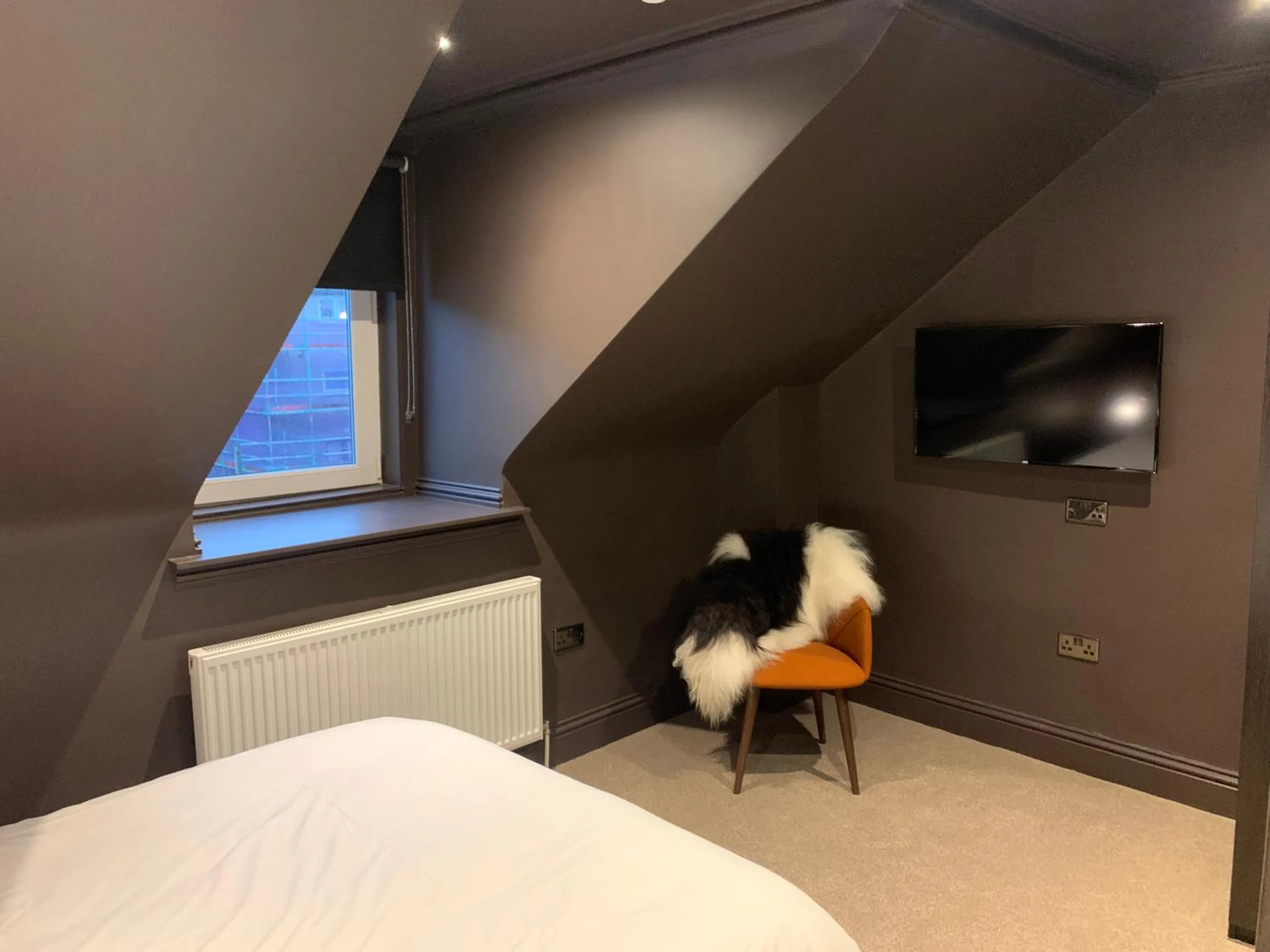 TV and multimedia, Bed in Raniven