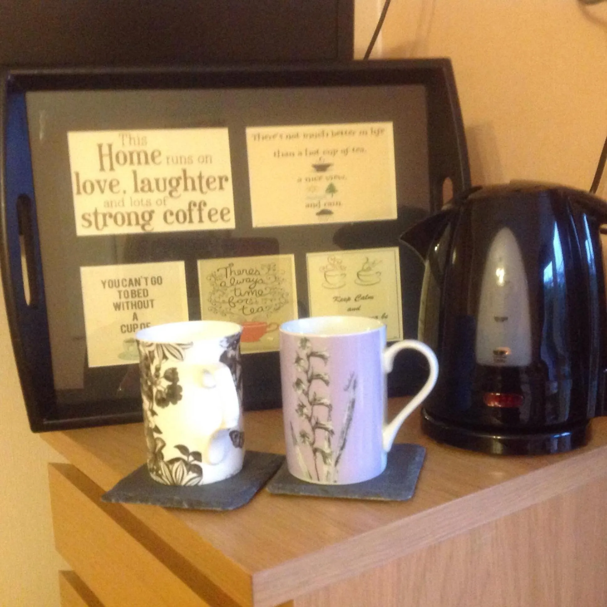 Coffee/tea facilities in Dunroamin Bed and Breakfast