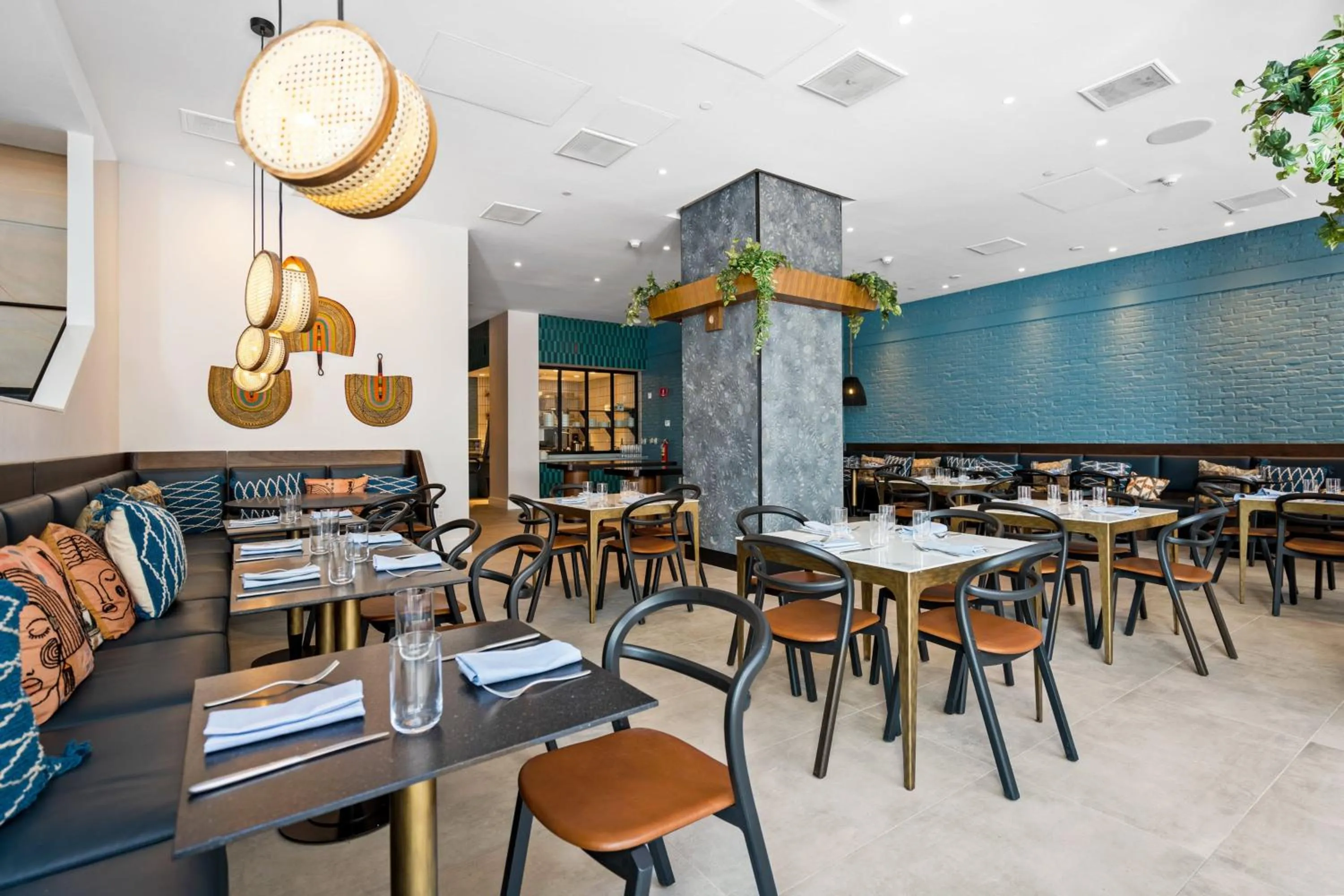 Restaurant/places to eat in Alma San Diego Downtown, a Tribute Portfolio Hotel