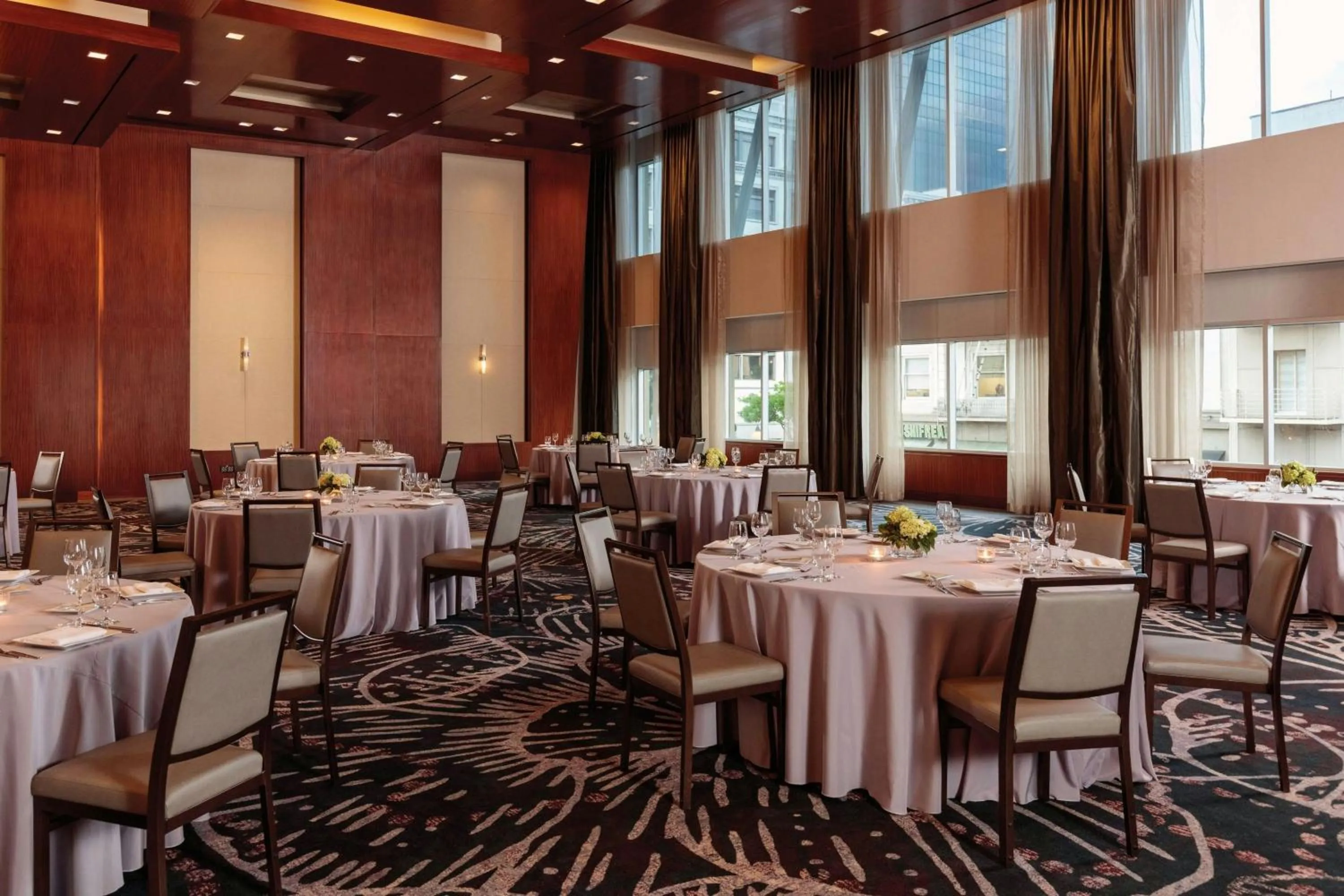 Meeting/conference room in Alma San Diego Downtown, a Tribute Portfolio Hotel