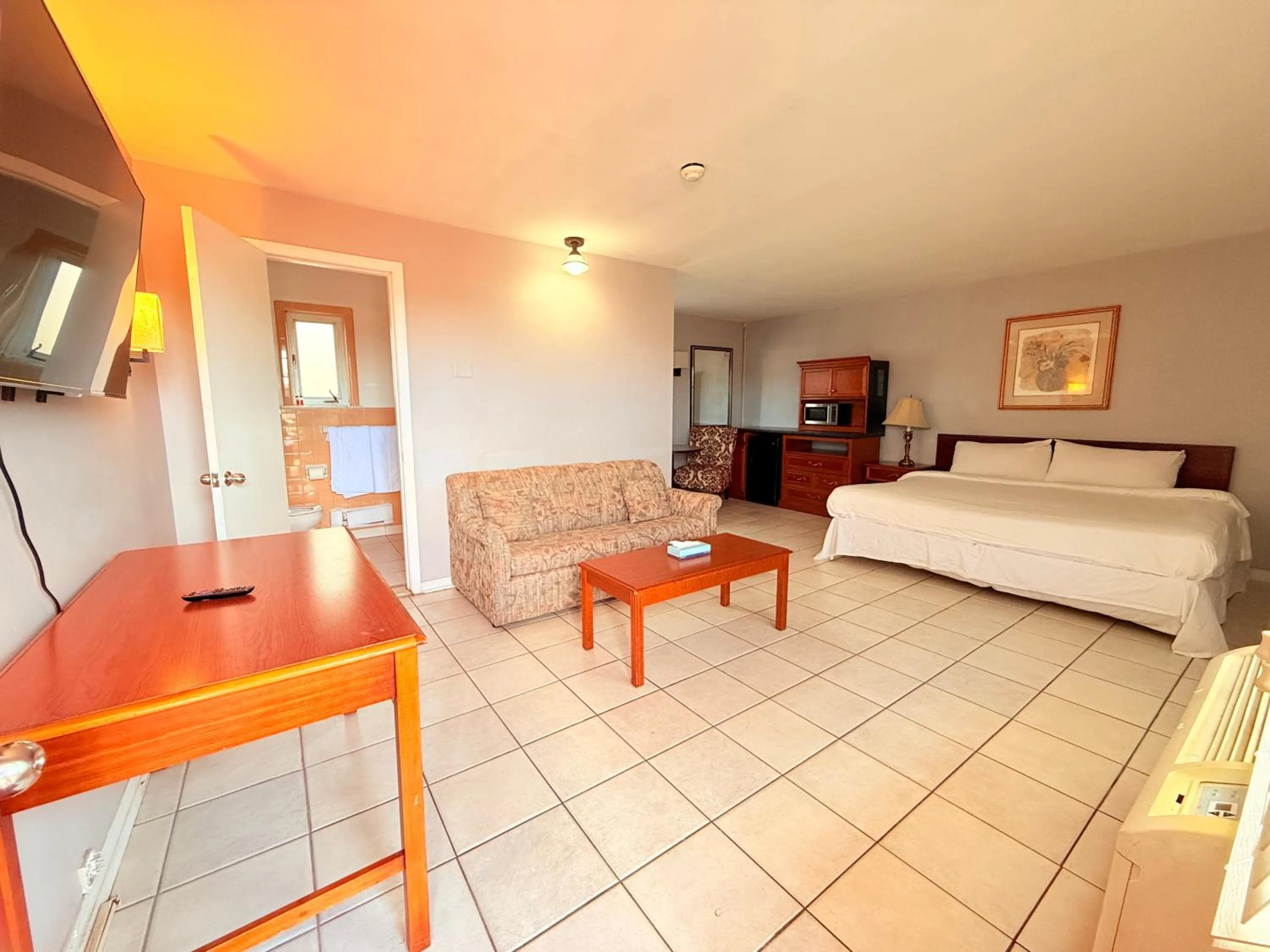 Bed in iCheck Inn Motel