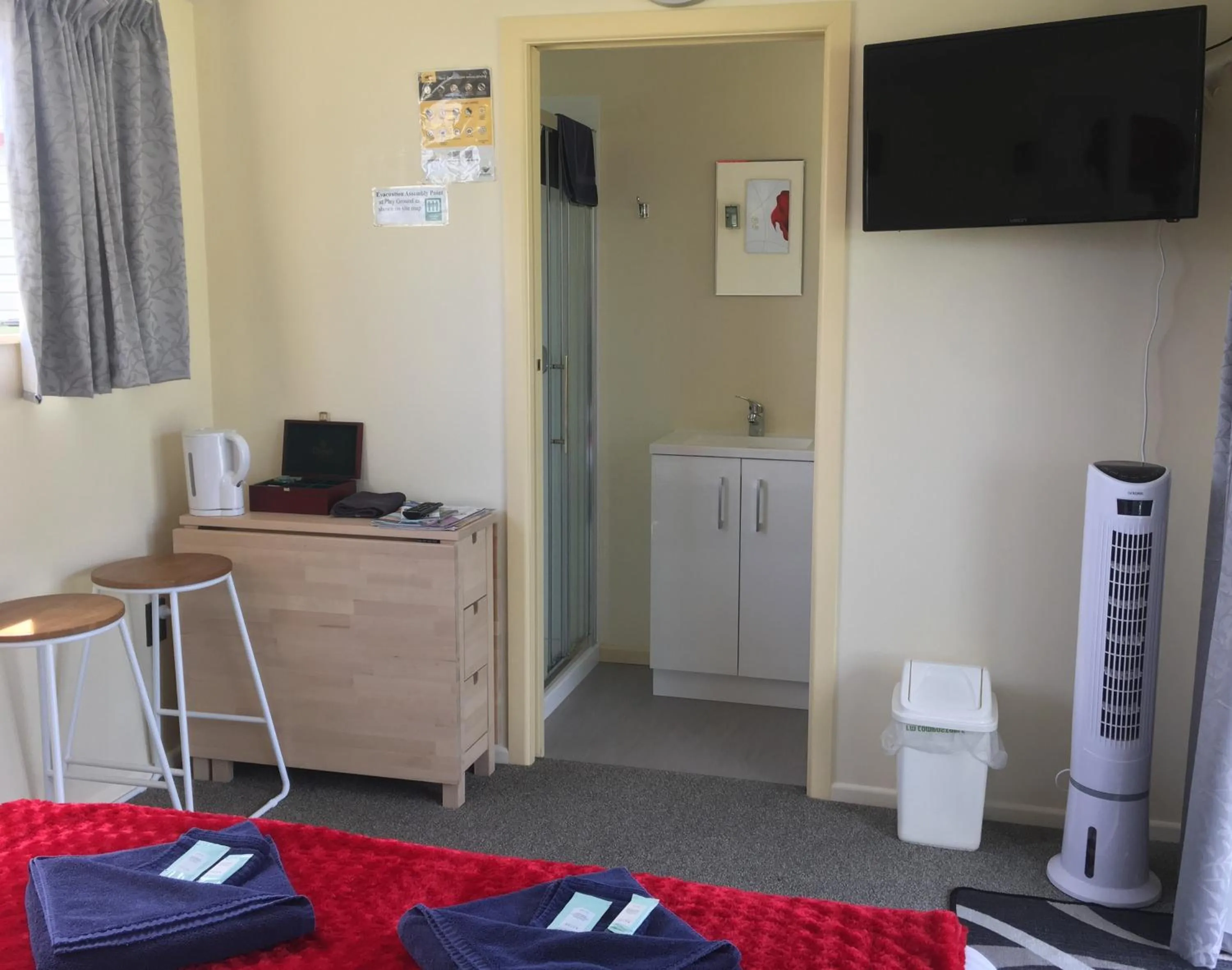 Photo of the whole room in Otorohanga Kiwi Holiday Park