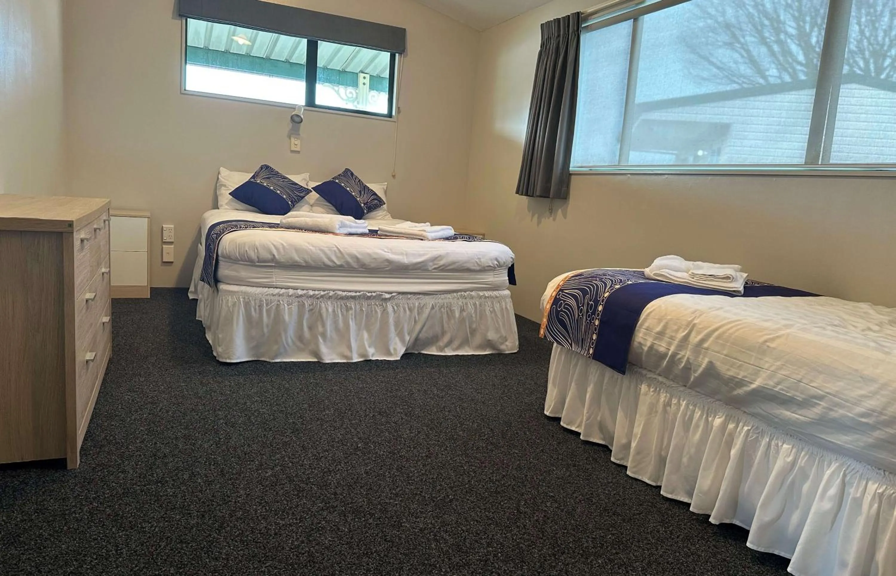 Bedroom, Bed in Otorohanga Kiwi Holiday Park