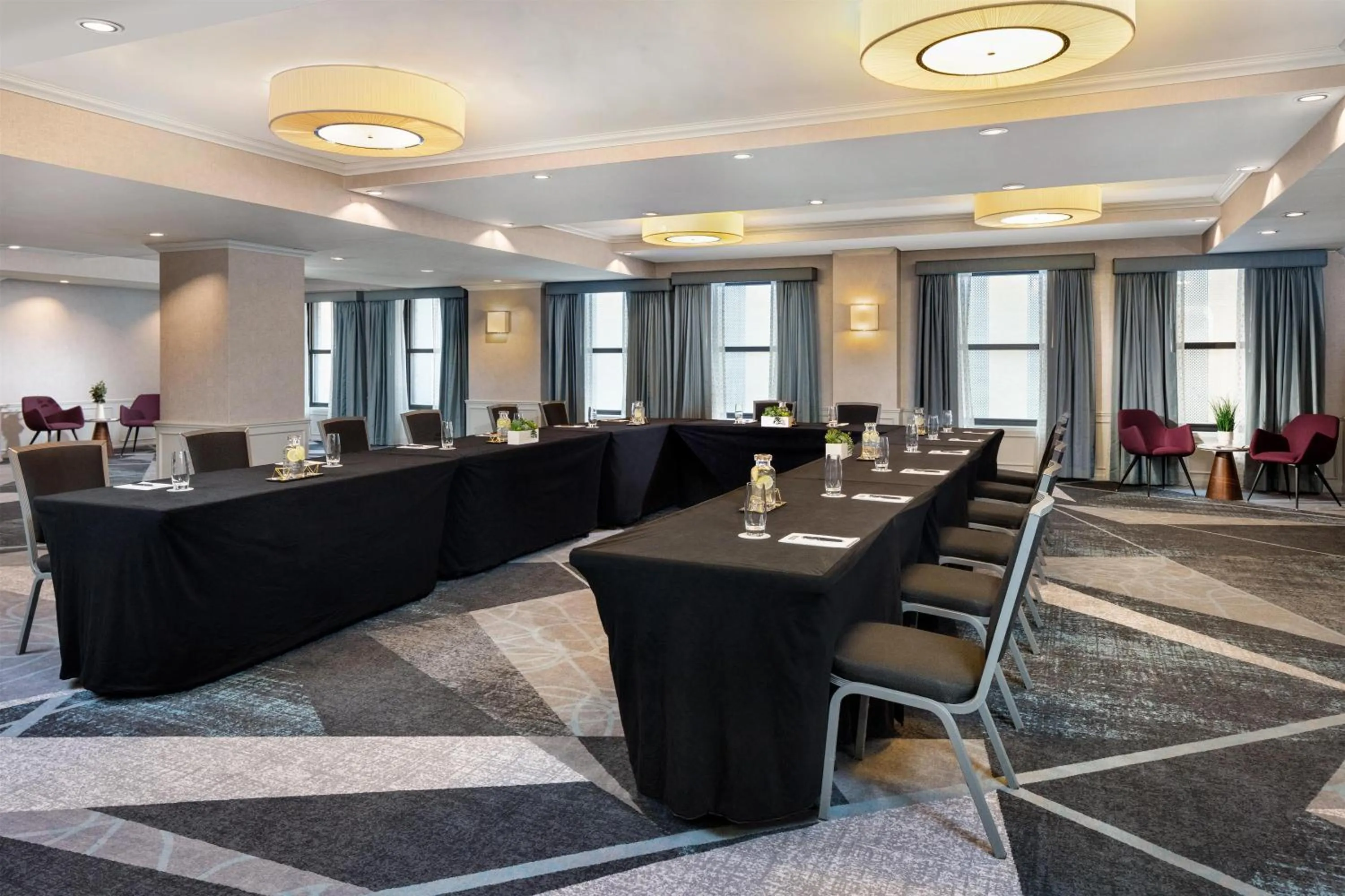 Meeting/conference room in Hyatt Centric Downtown Minneapolis