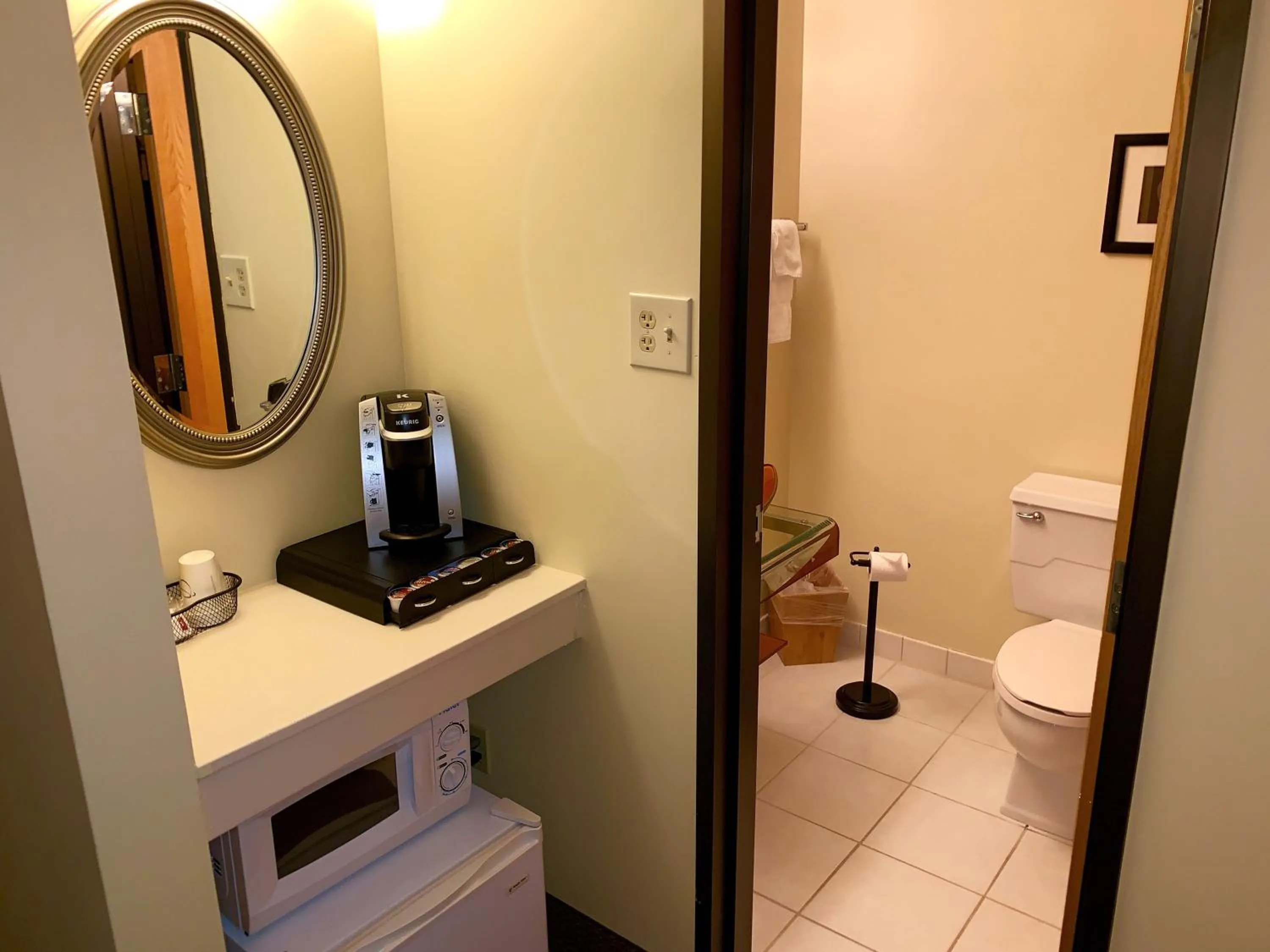 The Academy Hotel Colorado Springs