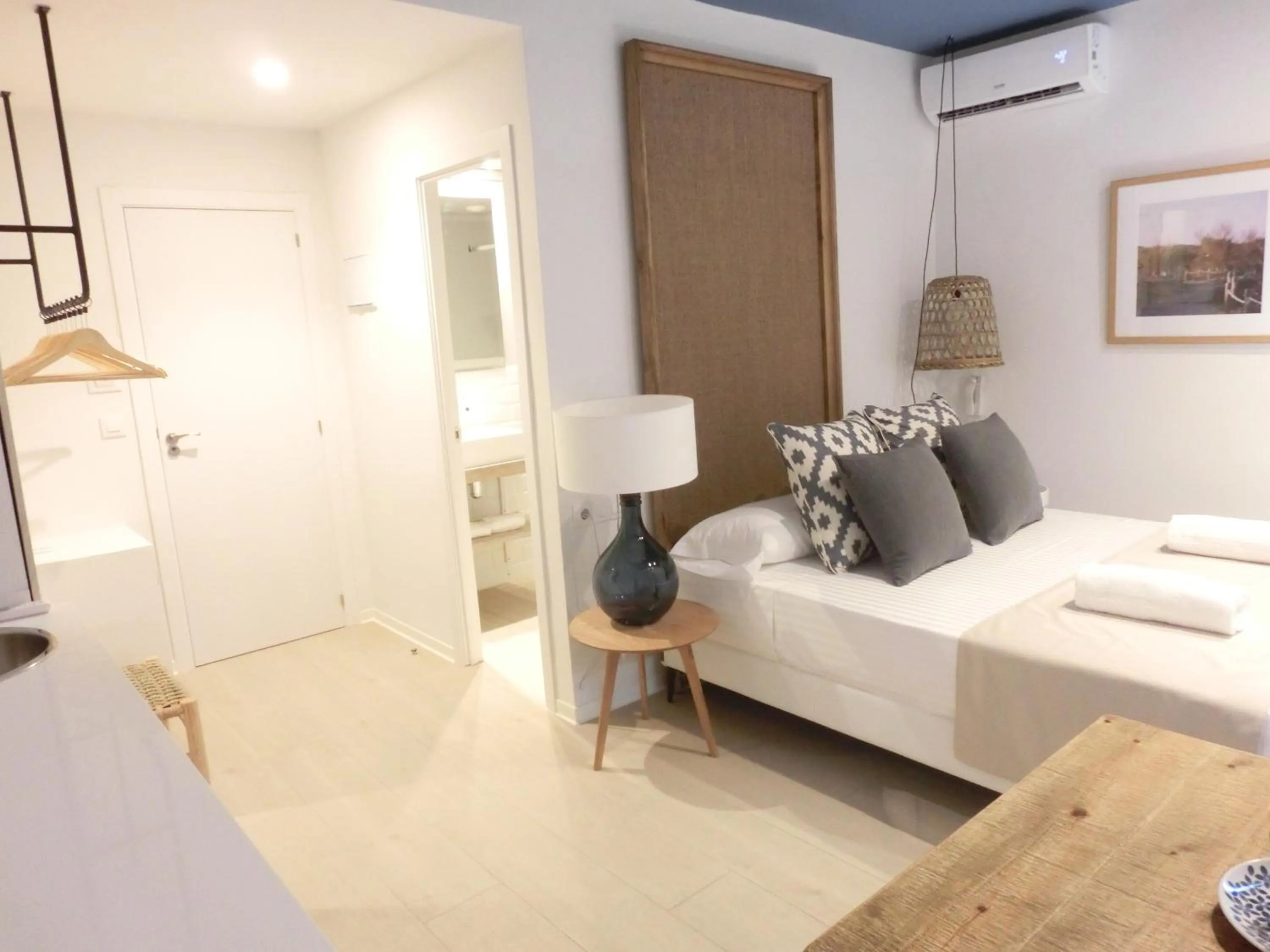 Photo of the whole room, Bed in YOU & CO. Saler Beach Boutique