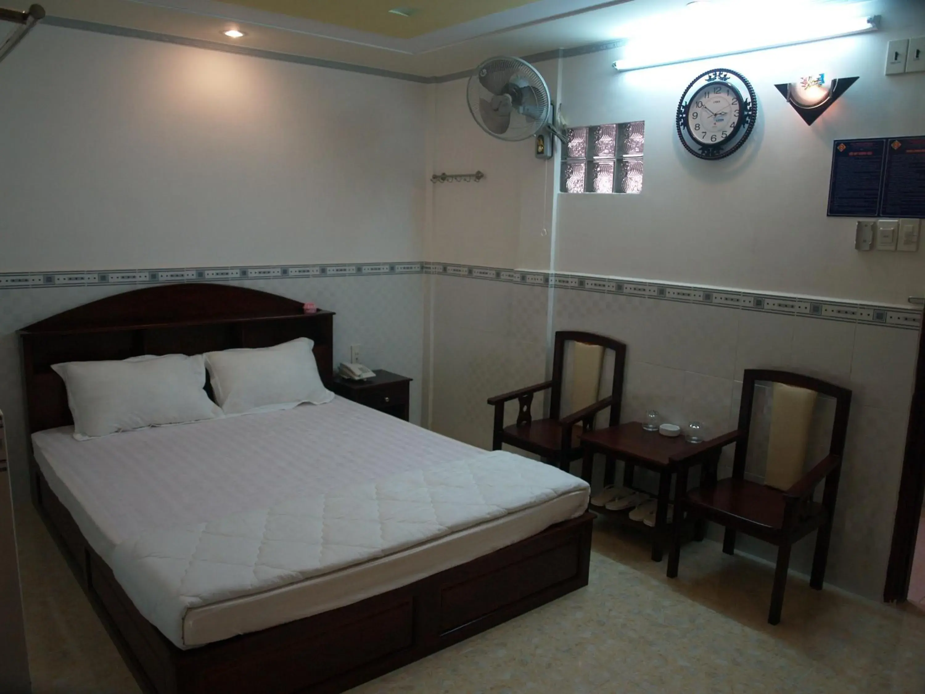 Photo of the whole room, Bed in Huynh Lac Can Tho Hotel Photo of the whole room, Bed in Huynh Lac Can Tho Hotel