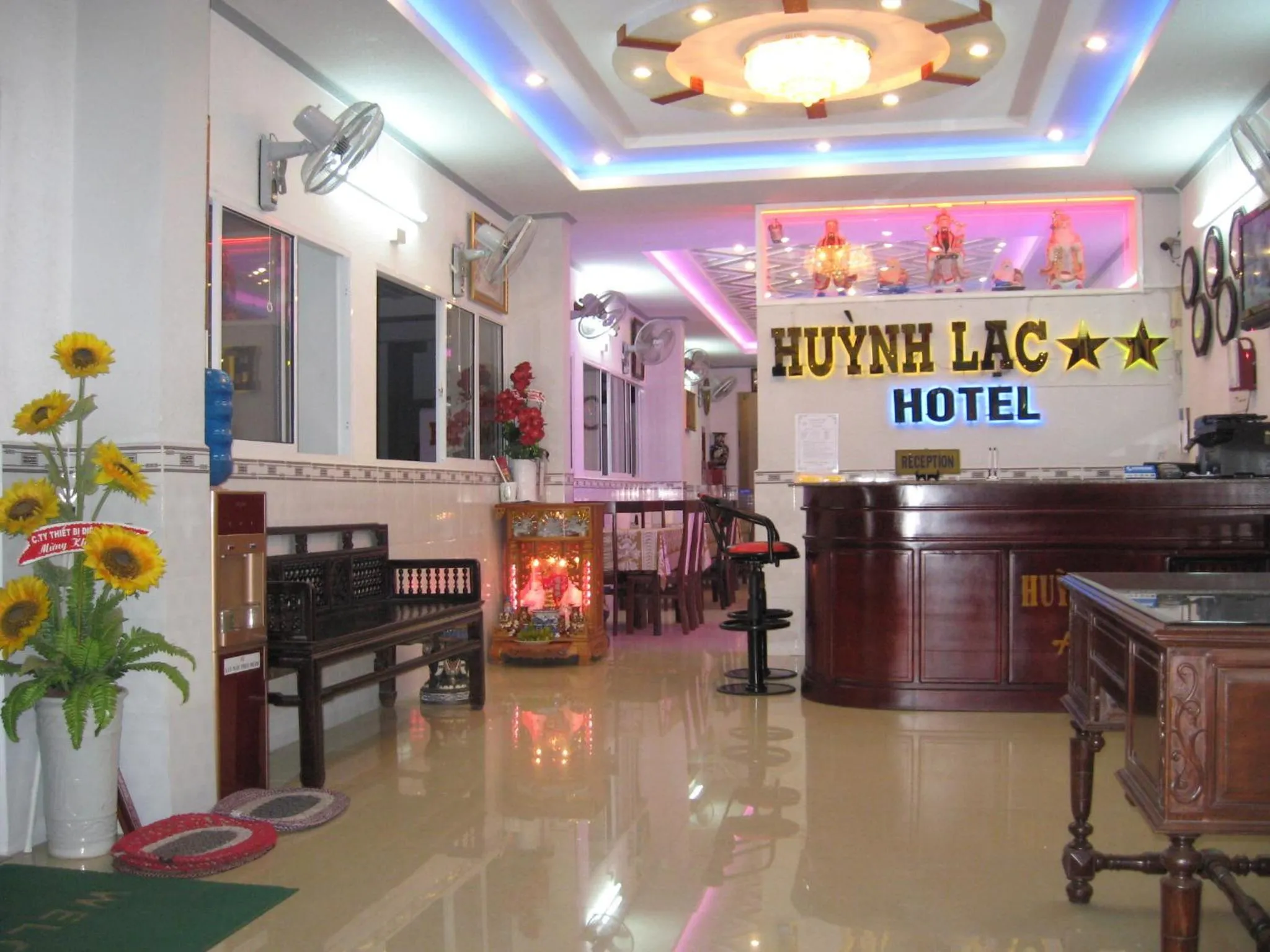 Lobby or reception in Huynh Lac Can Tho Hotel