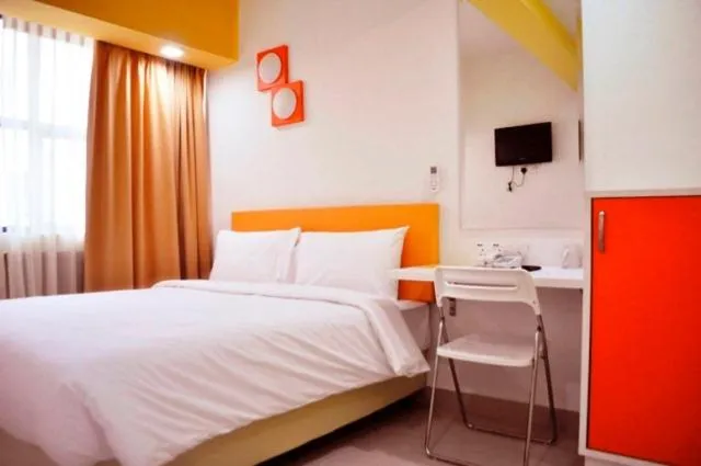 Bed in YY318 Hotel Bukit Bintang