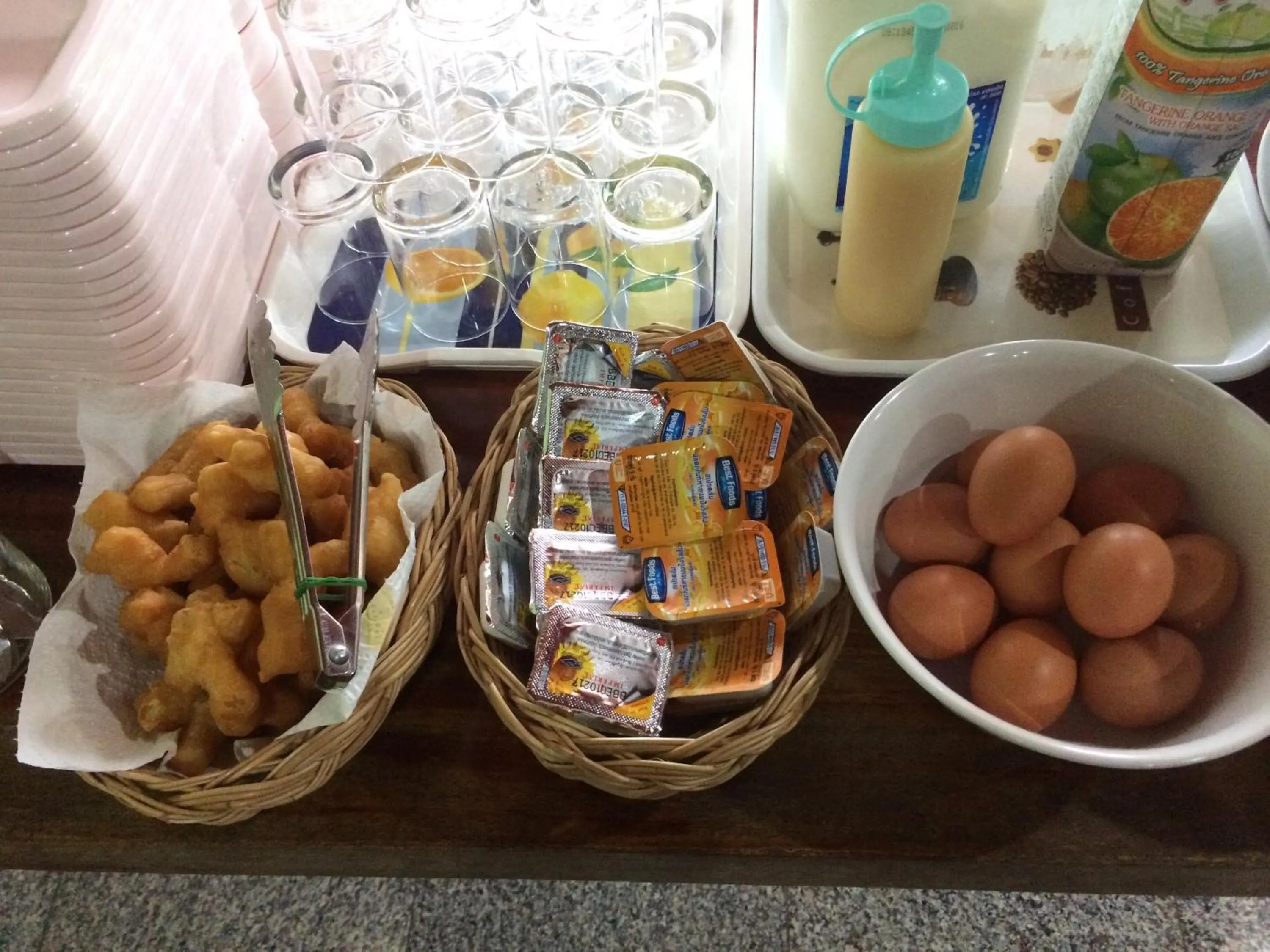 Continental breakfast in Suandarbporn Resort Mae Sot
