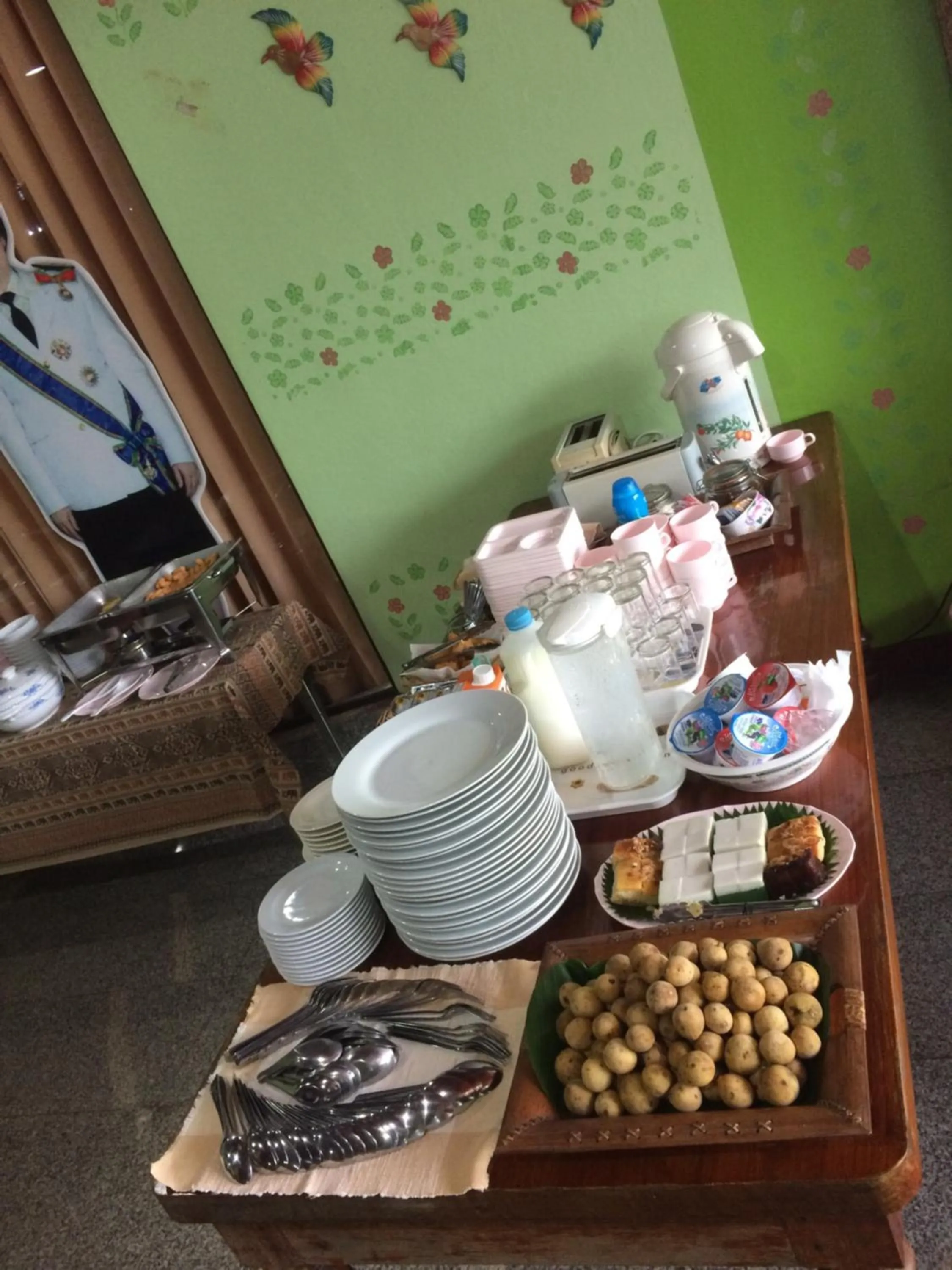 Continental breakfast in Suandarbporn Resort Mae Sot