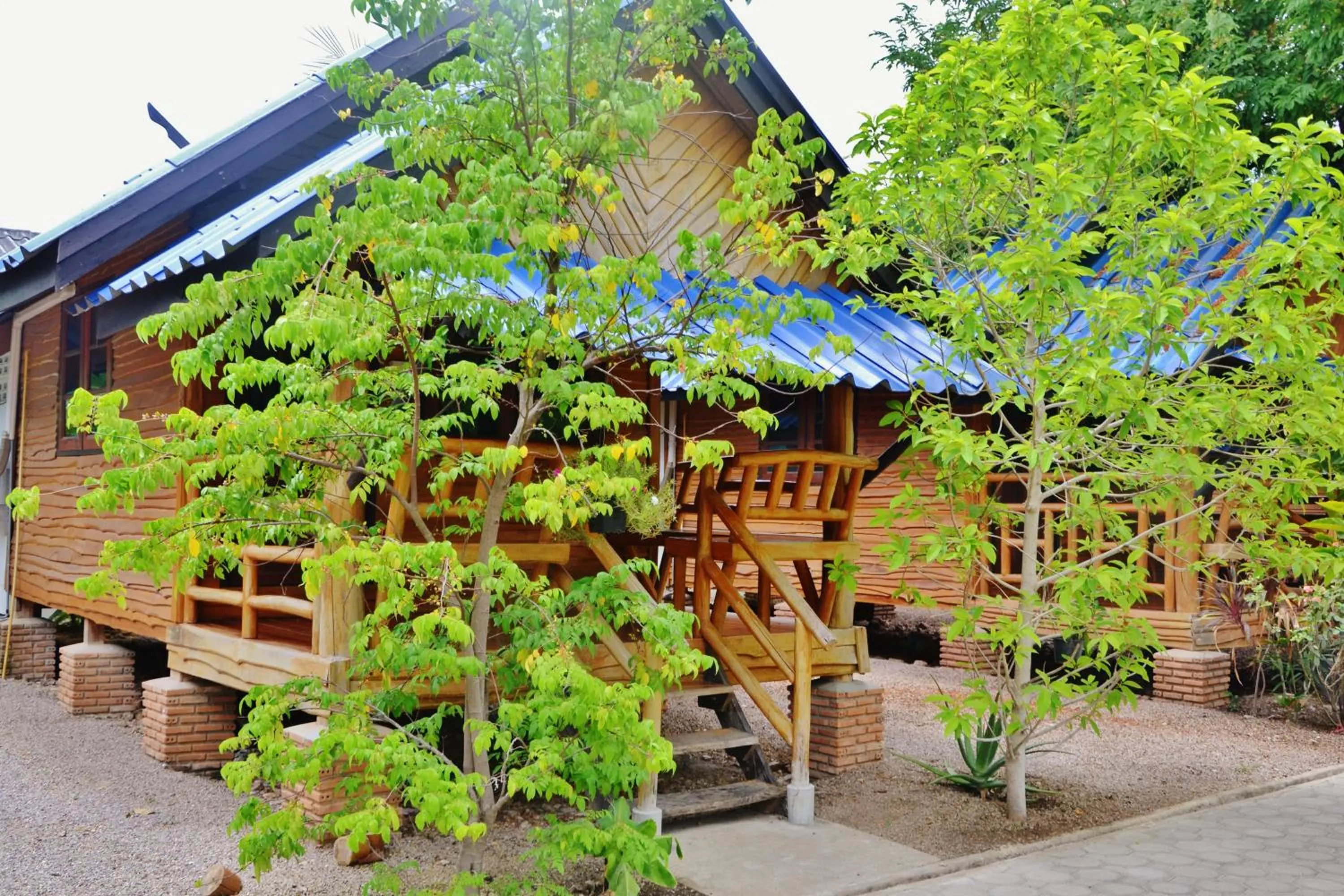 Balcony/Terrace in Suandarbporn Resort Mae Sot