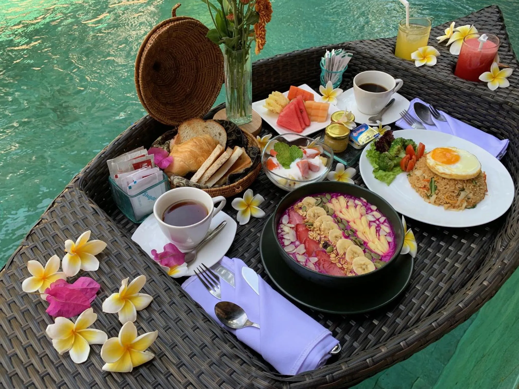 Breakfast in Nike Villas