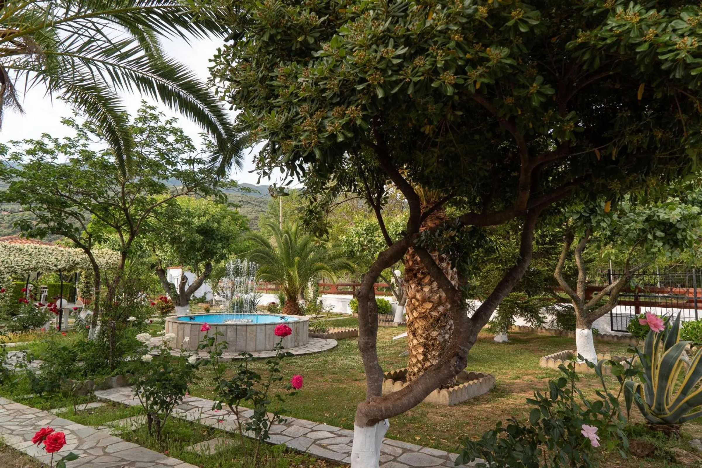 Hotel Ainareti