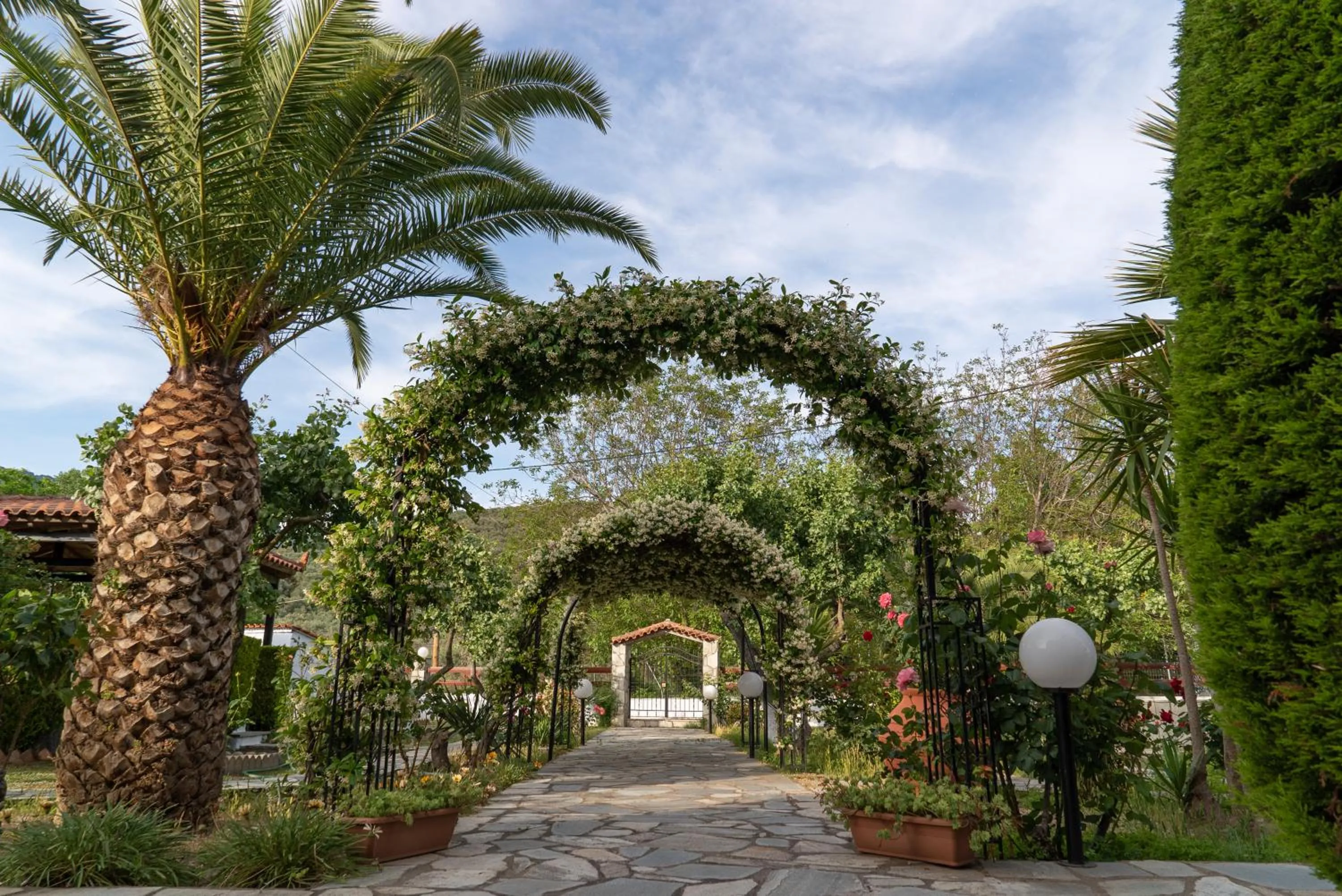 Hotel Ainareti