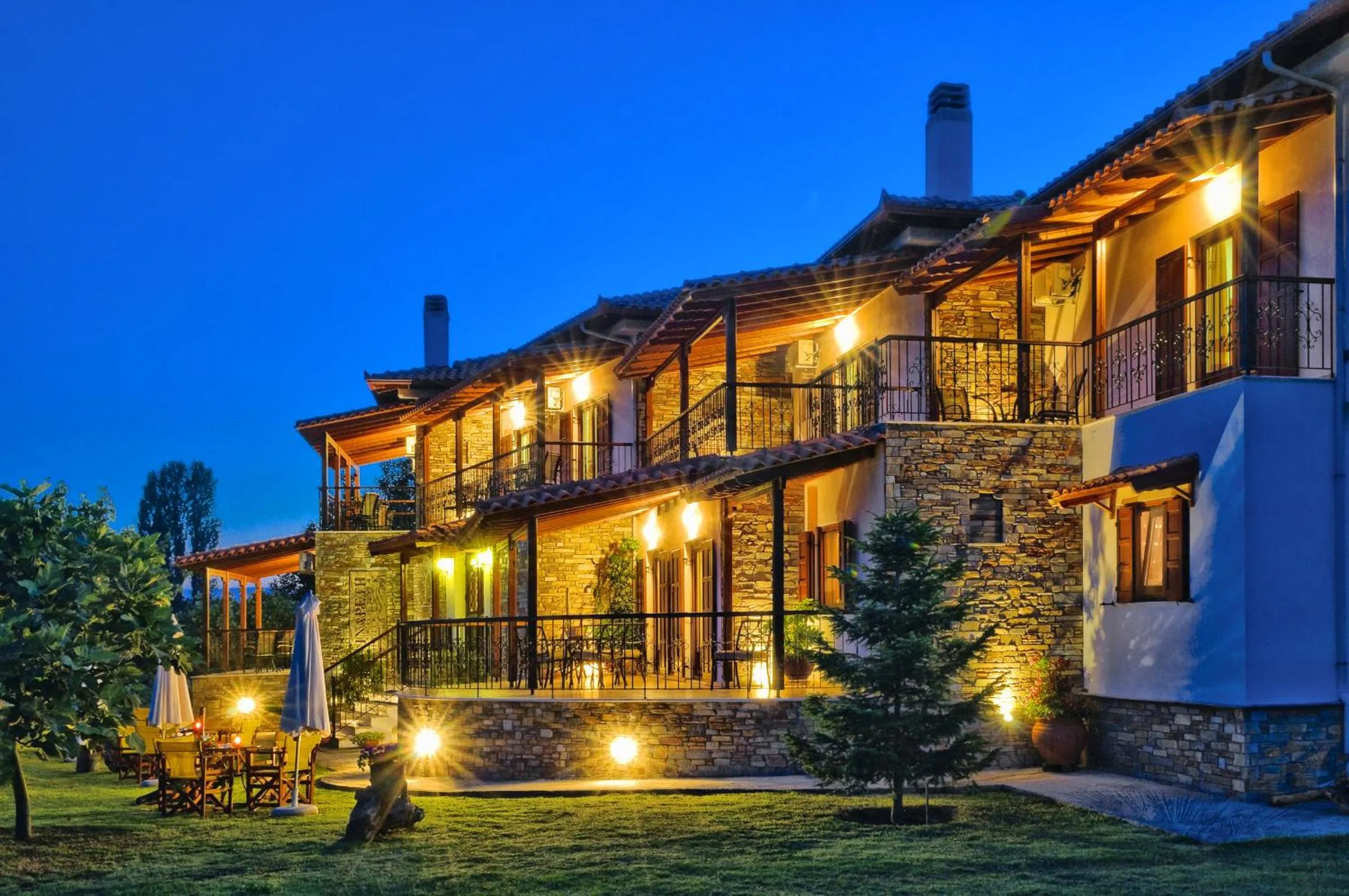 Hotel Ainareti