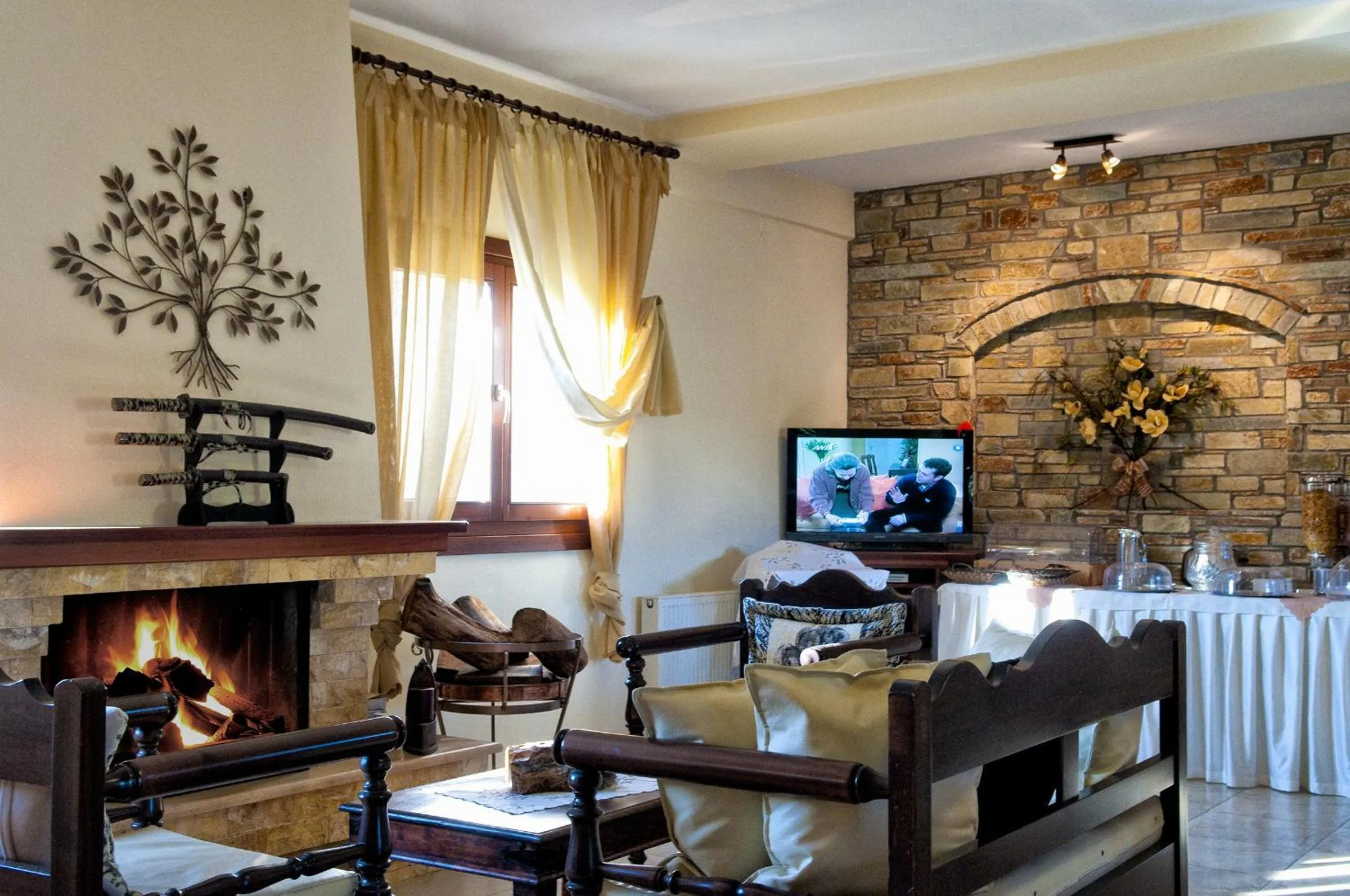 Hotel Ainareti