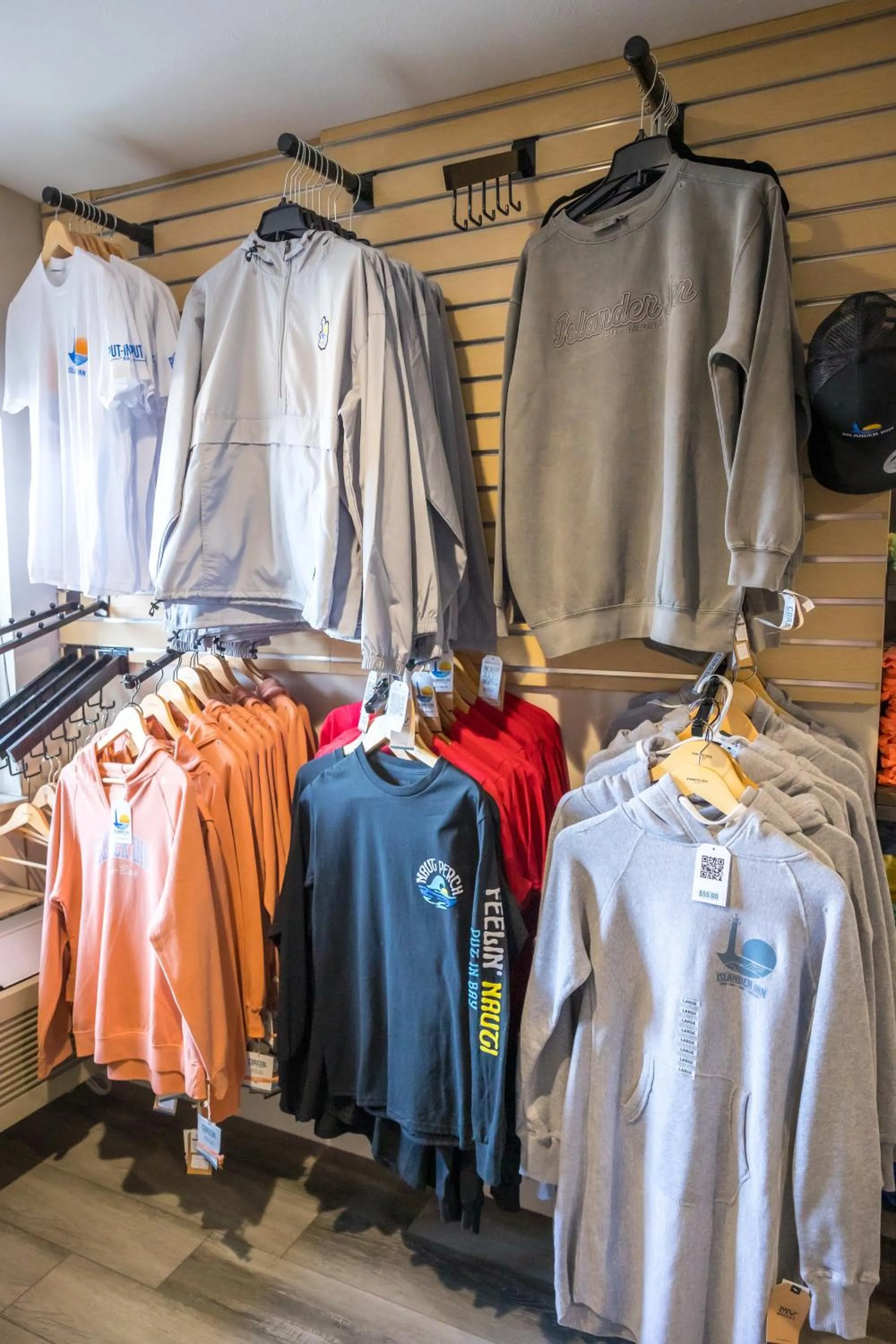 Lobby or reception in Islander Inn