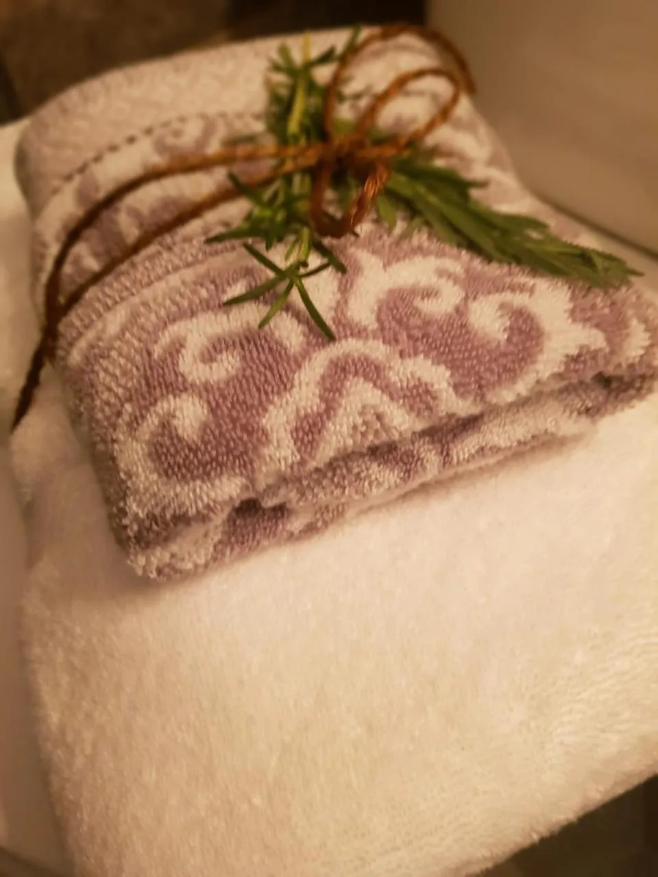 towels in Edifício Summit Pinheiros, Aptos com Wi-Fi, Ar Condicionado, Varanda, Piscina, Academia e Estacionamento, Próximo ao Metrô