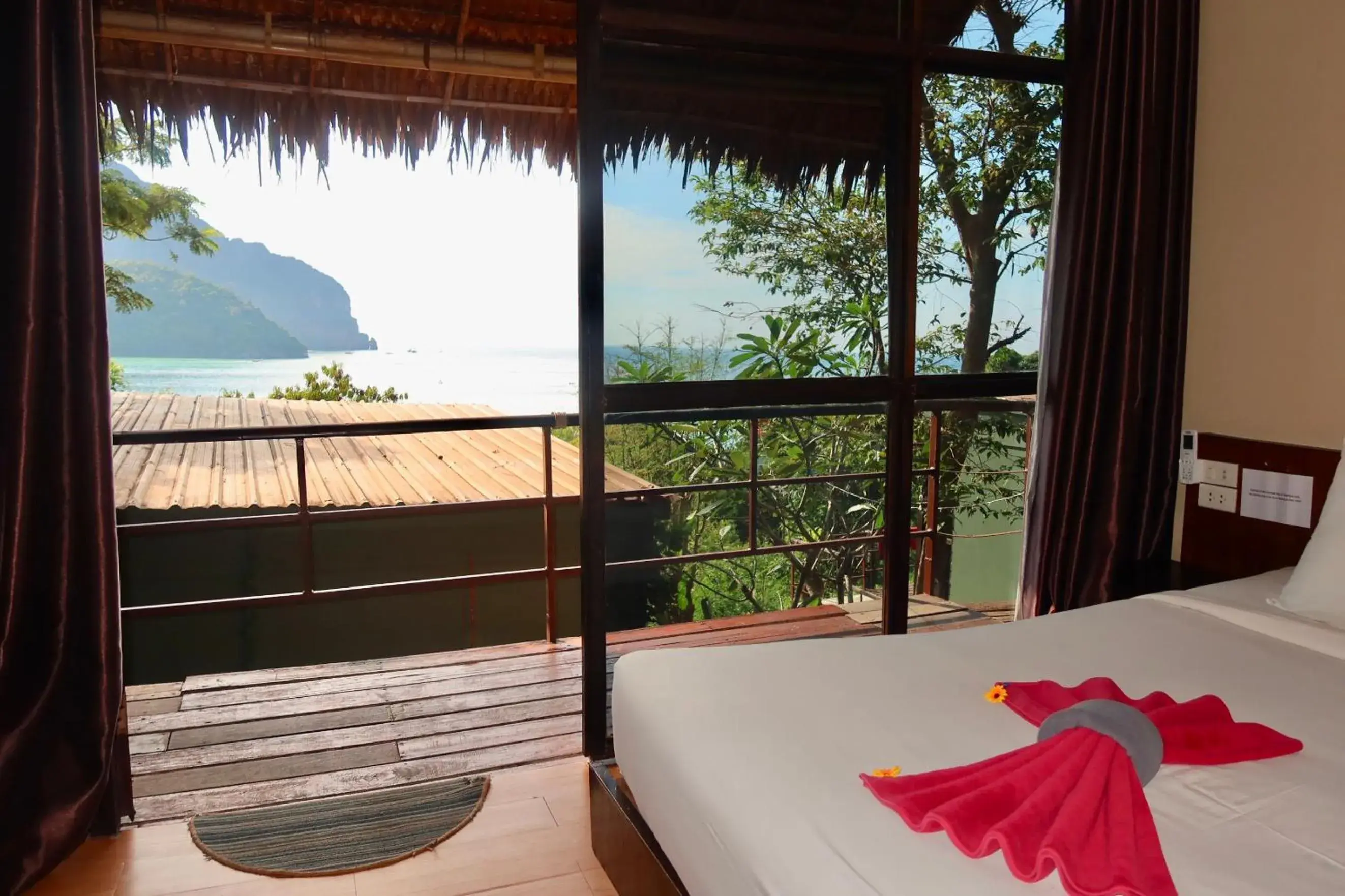 View (from property/room), Bed in Phi Phi Sea Sky Resort View (from property/room), Bed in Phi Phi Sea Sky Resort